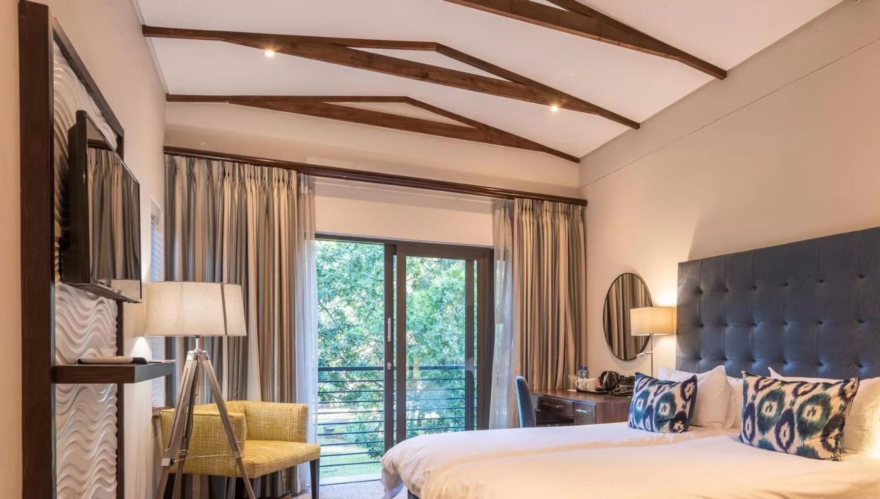 Coffee/tea facilities, Bed in Premier Resort The Moorings, Knysna