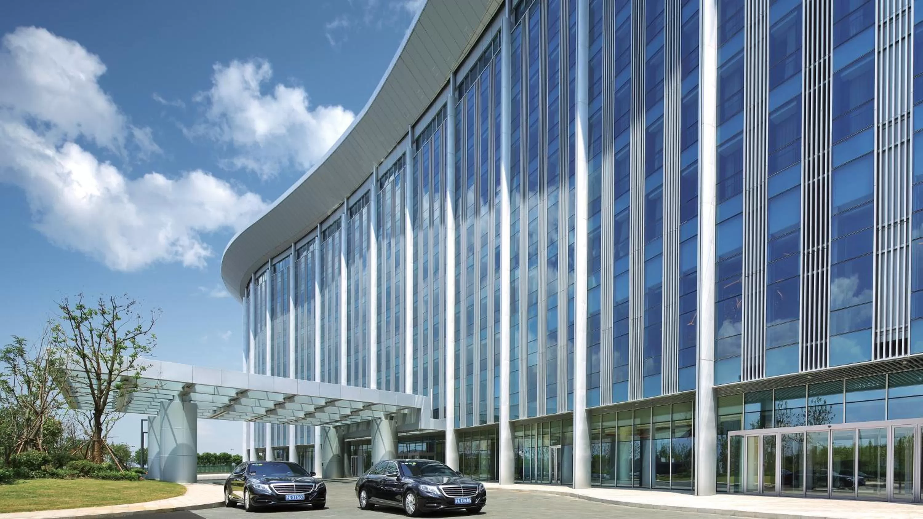 Property building in InterContinental Shanghai Hongqiao NECC by IHG