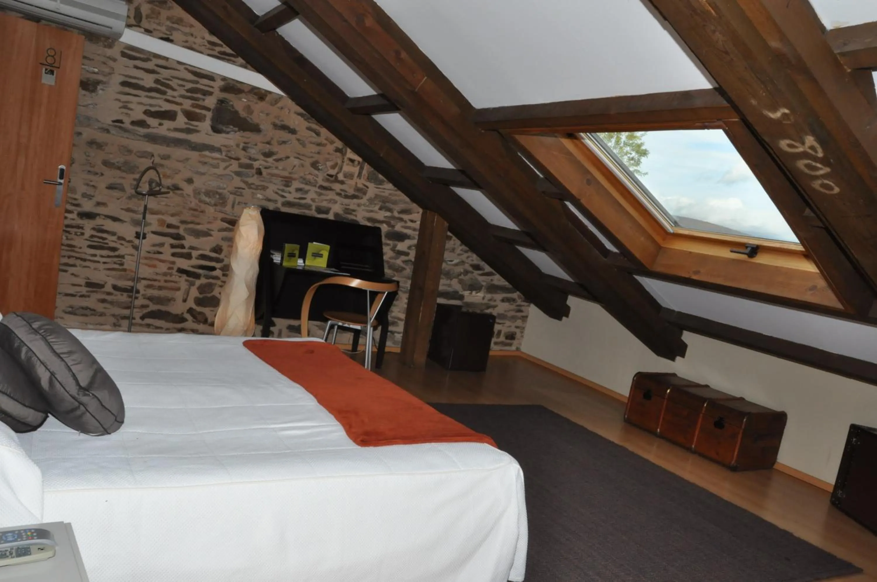 Photo of the whole room, Bed in Posada Real La Carteria