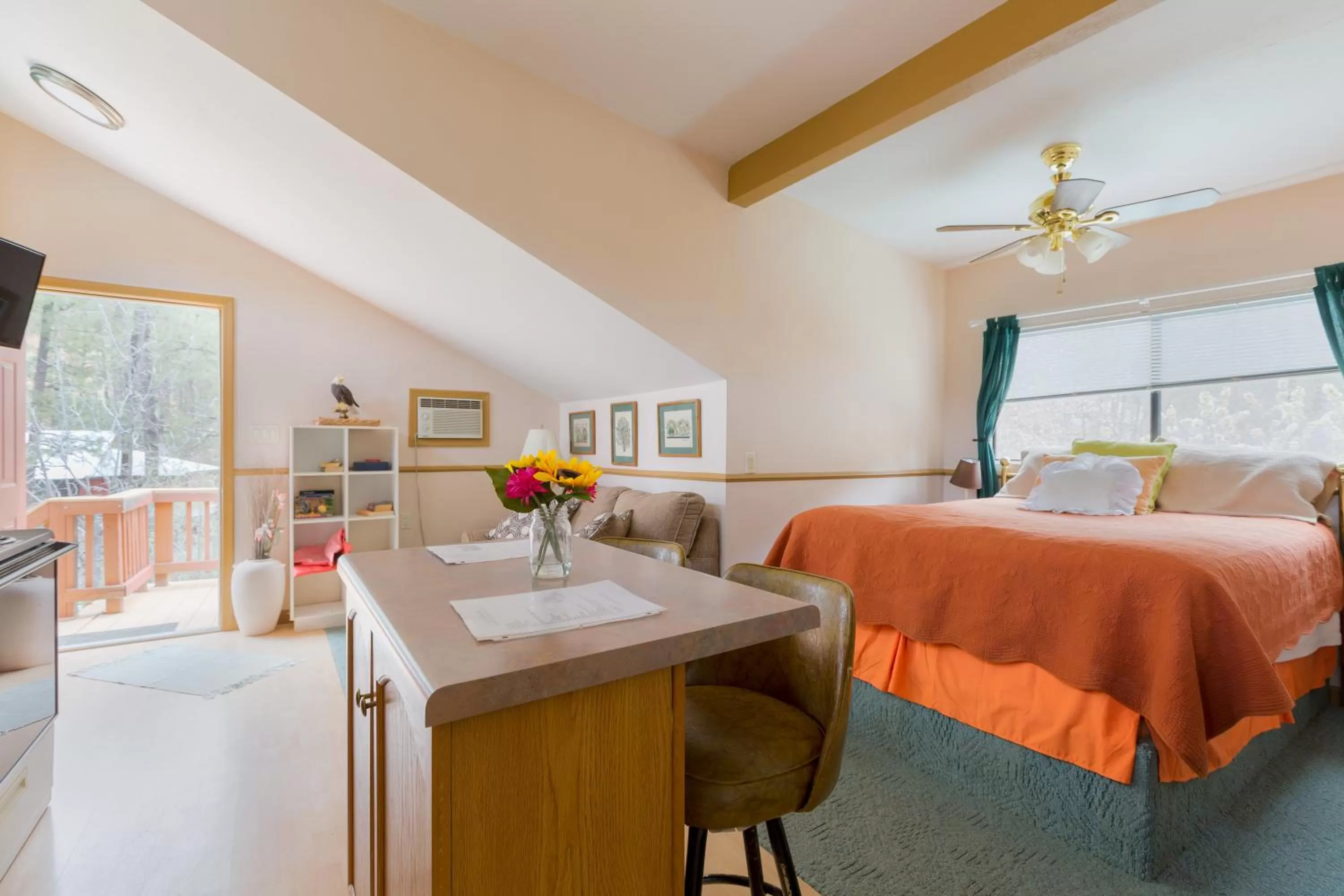 Bed in Crown King Cabins Bradshaw