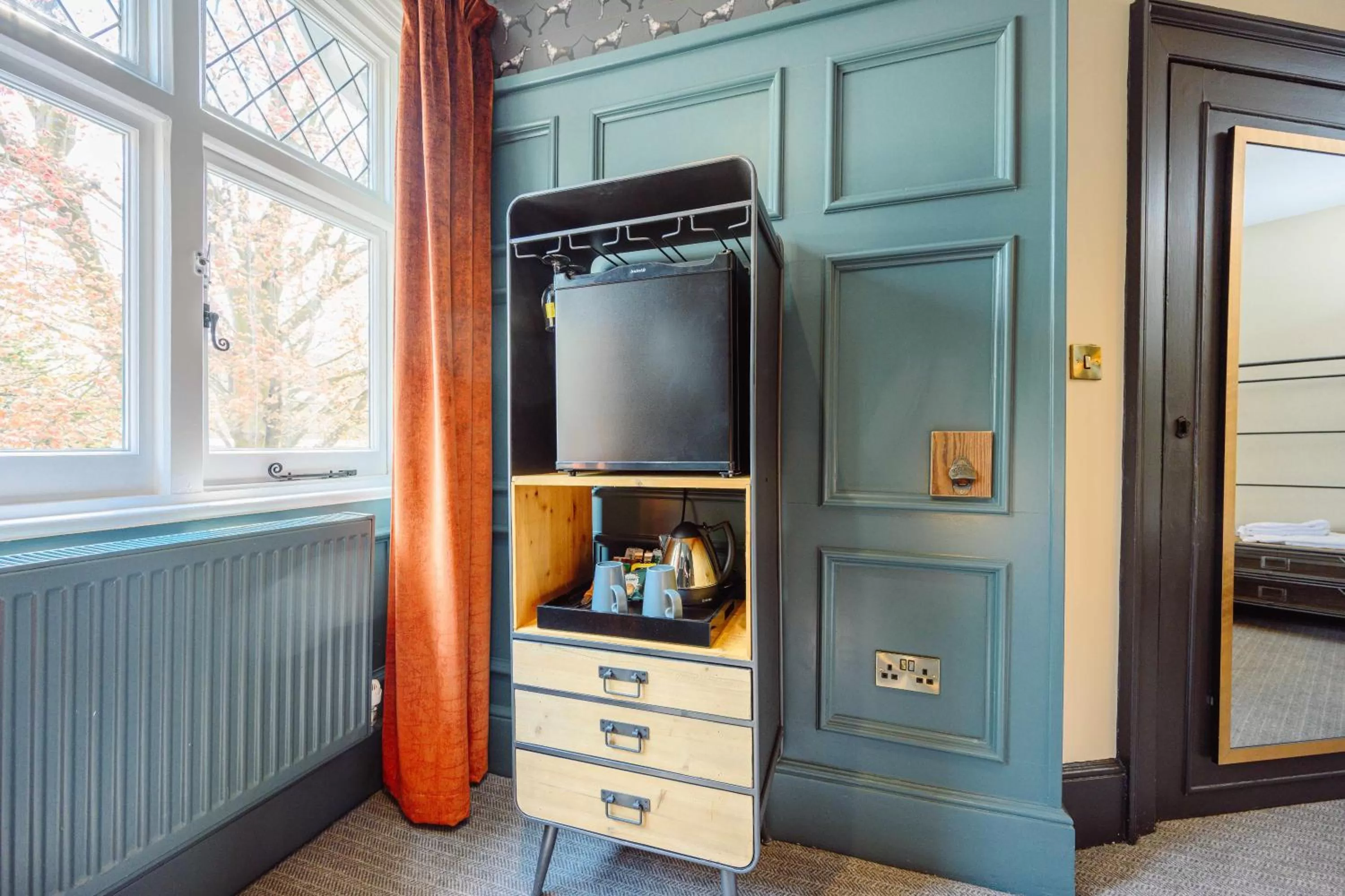 Coffee/tea facilities in Brewhouse and Kitchen