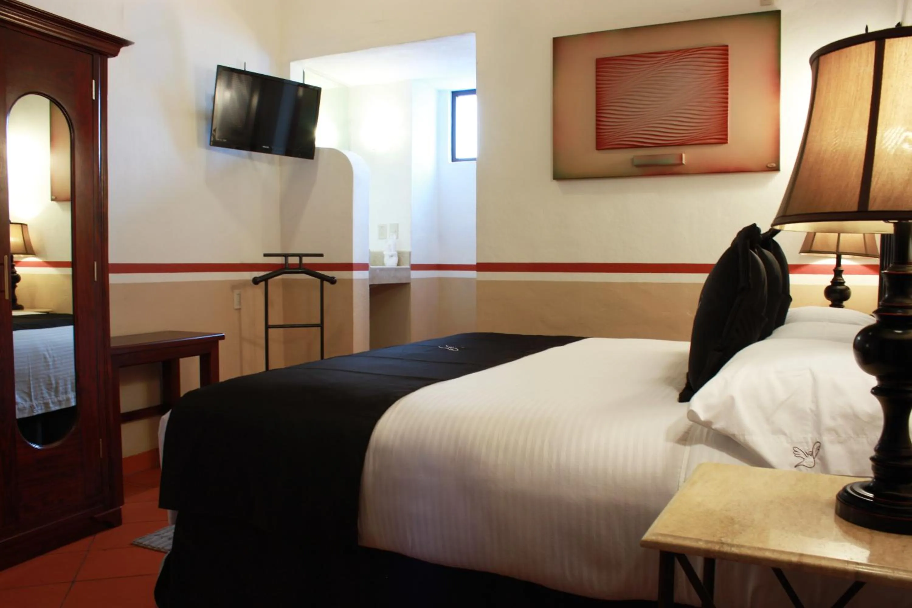 Interior King Room  in Hotel de la Paz