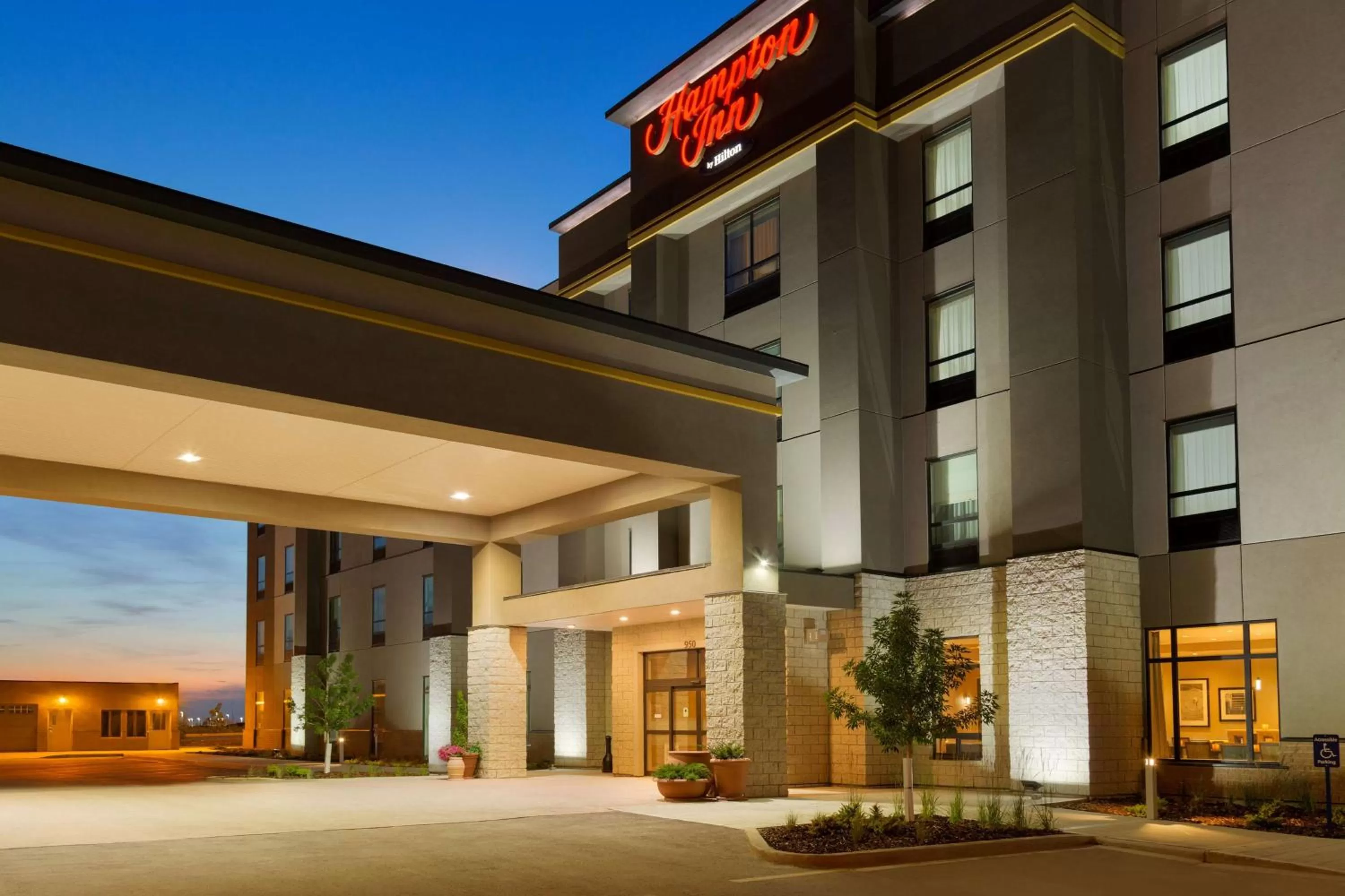 Property building in Hampton Inn by Hilton Edmonton/Sherwood Park