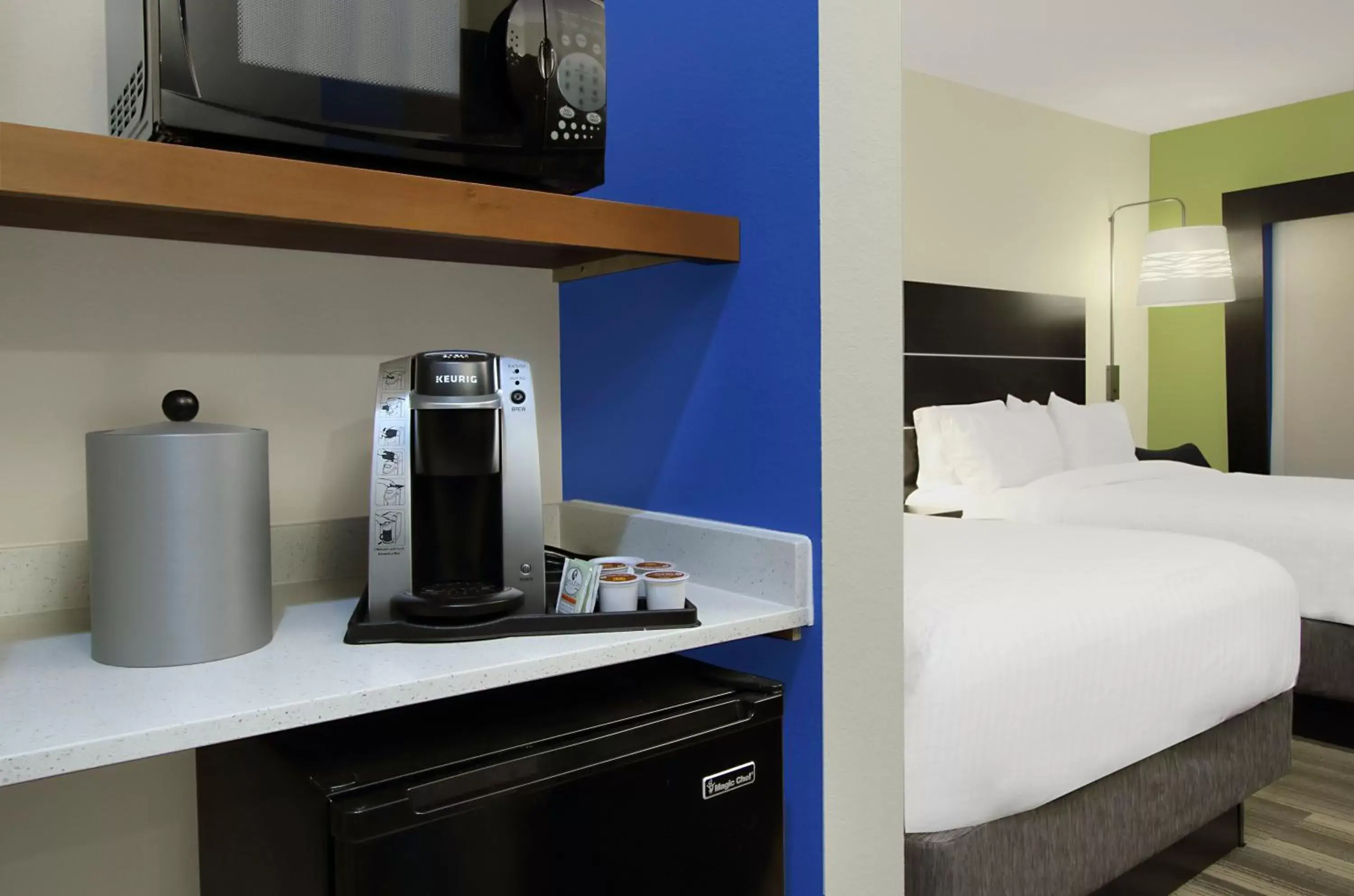 Standard Queen Room with Two Queen Beds in Holiday Inn Express & Suites - Brookshire - Katy Freeway by IHG Standard Queen Room with Two Queen Beds in Holiday Inn Express & Suites - Brookshire - Katy Freeway by IHG