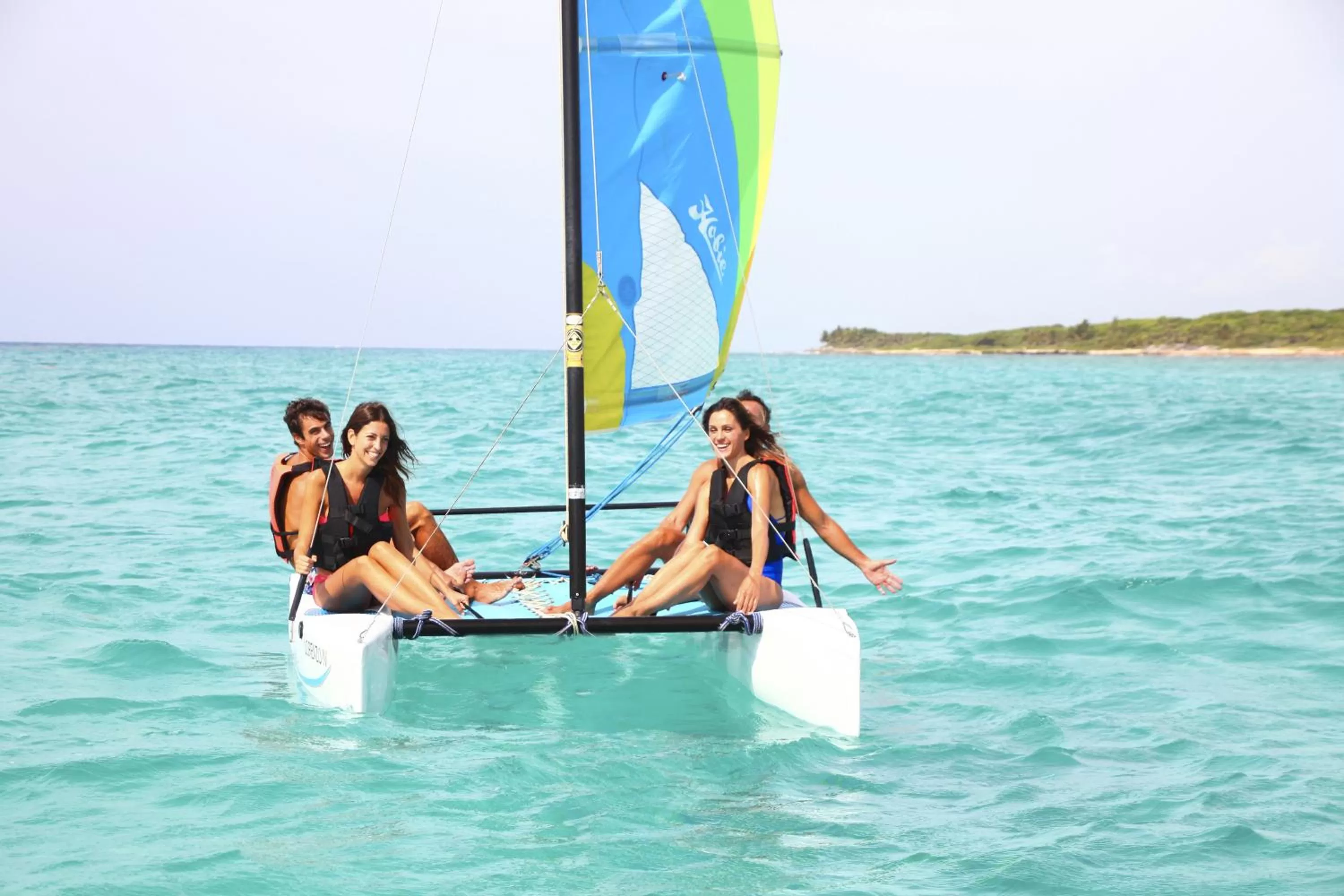 People in Sandos Playacar All Inclusive