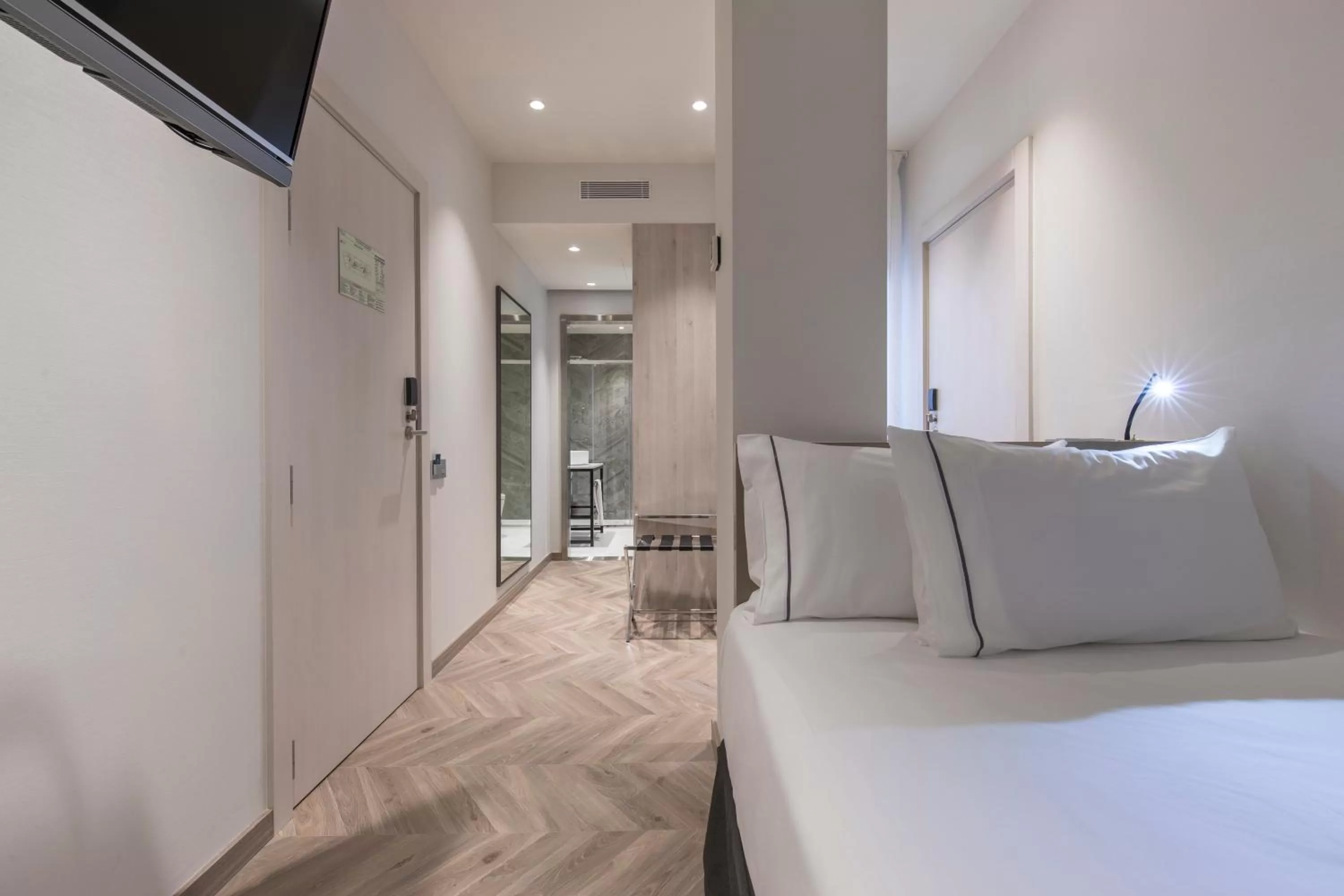 Bedroom, Bed in Eurostars Puerta Real