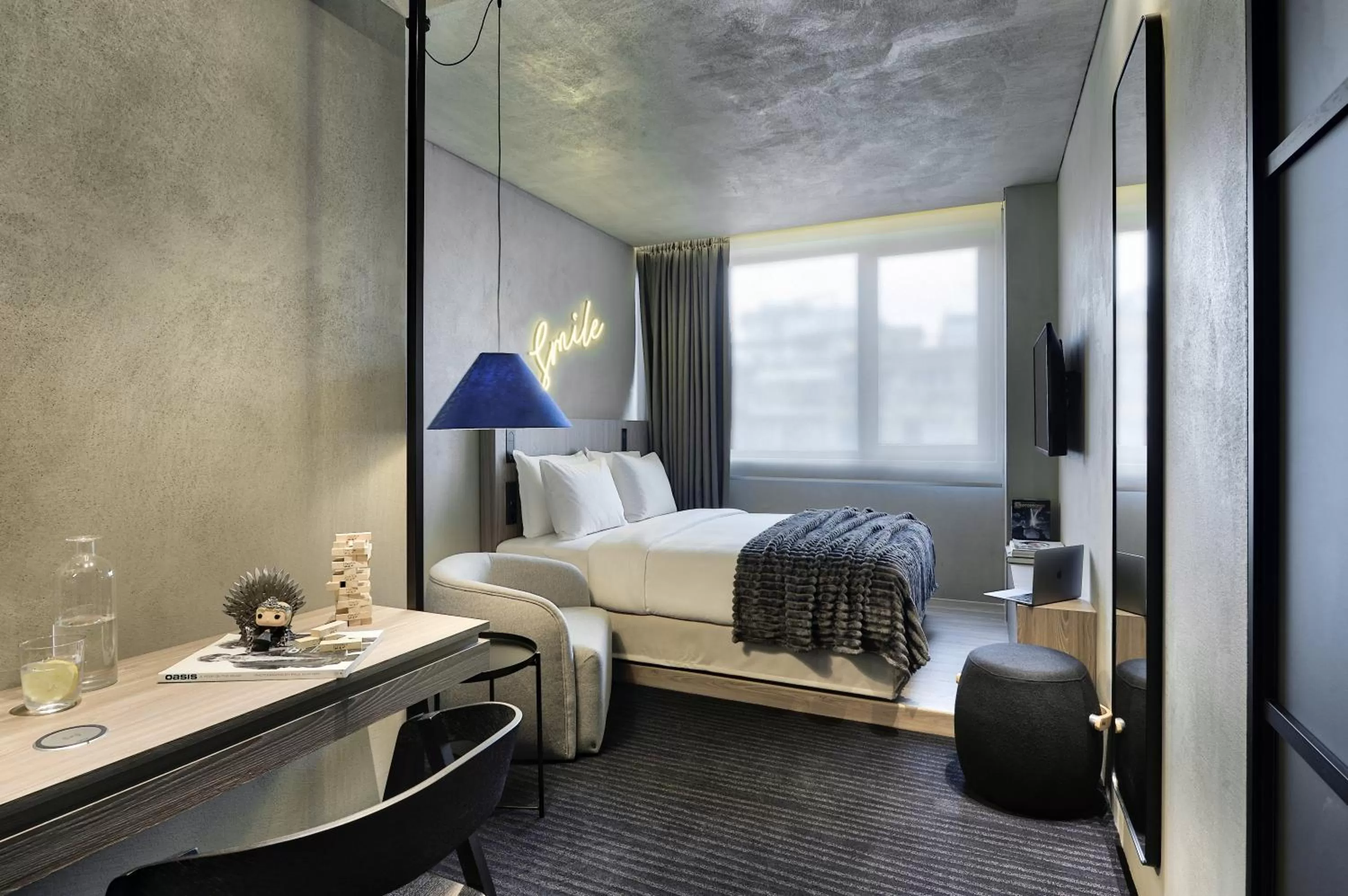 Photo of the whole room, Bed in ONOMA Hotel