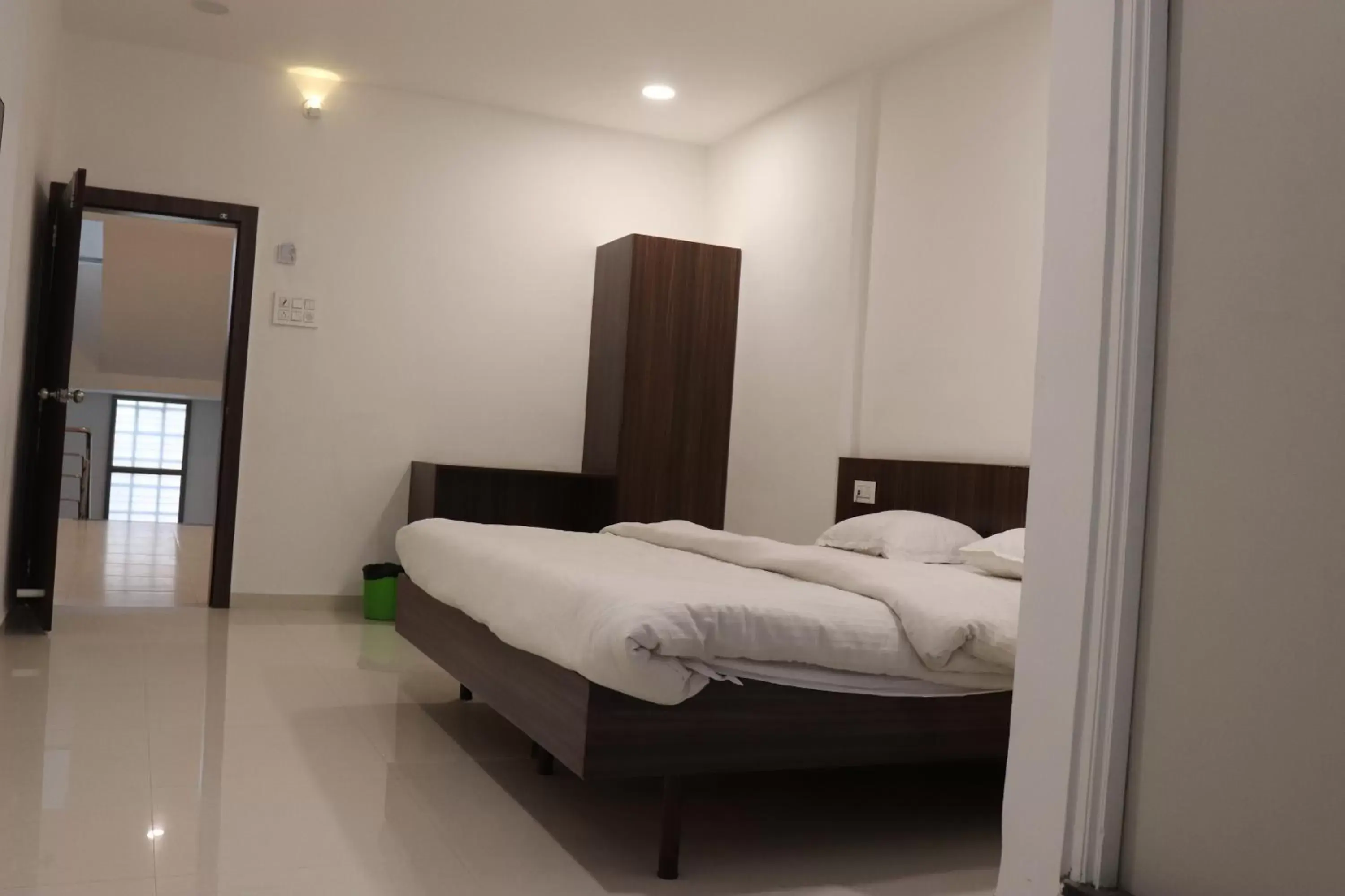 Standard Double Room with Fan in Hotel New Samrat Standard Double Room with Fan in Hotel New Samrat