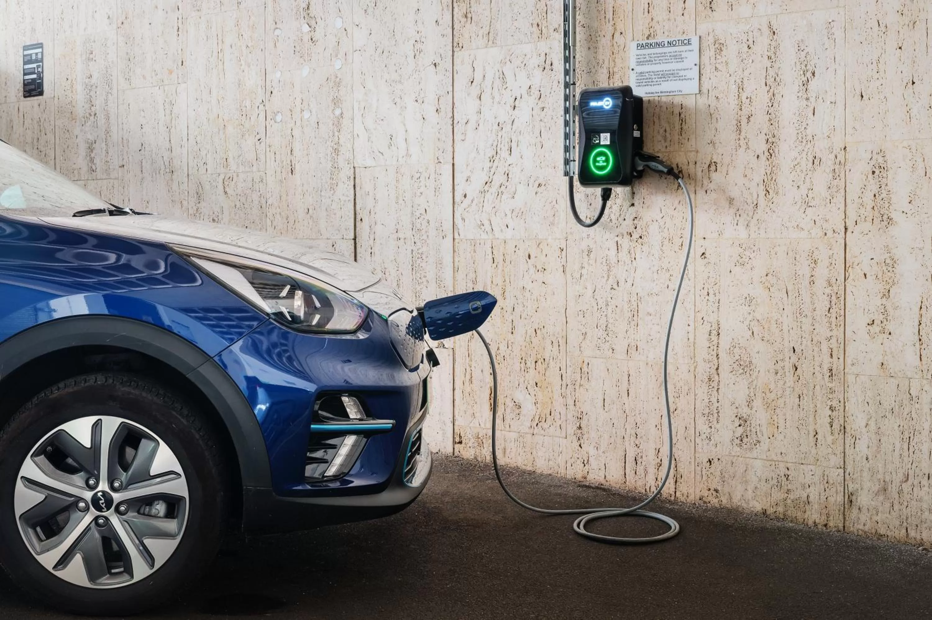 Parking in Holiday Inn Birmingham City by IHG