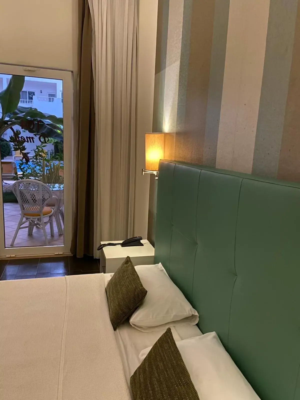 Superior Double or Twin Room with Pool View in Ouril Pontao Hotel Superior Double or Twin Room with Pool View in Ouril Pontao Hotel