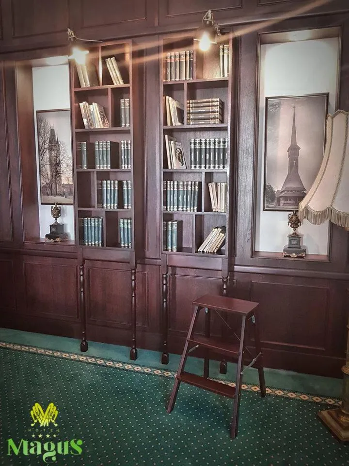 Library in Magus Hotel