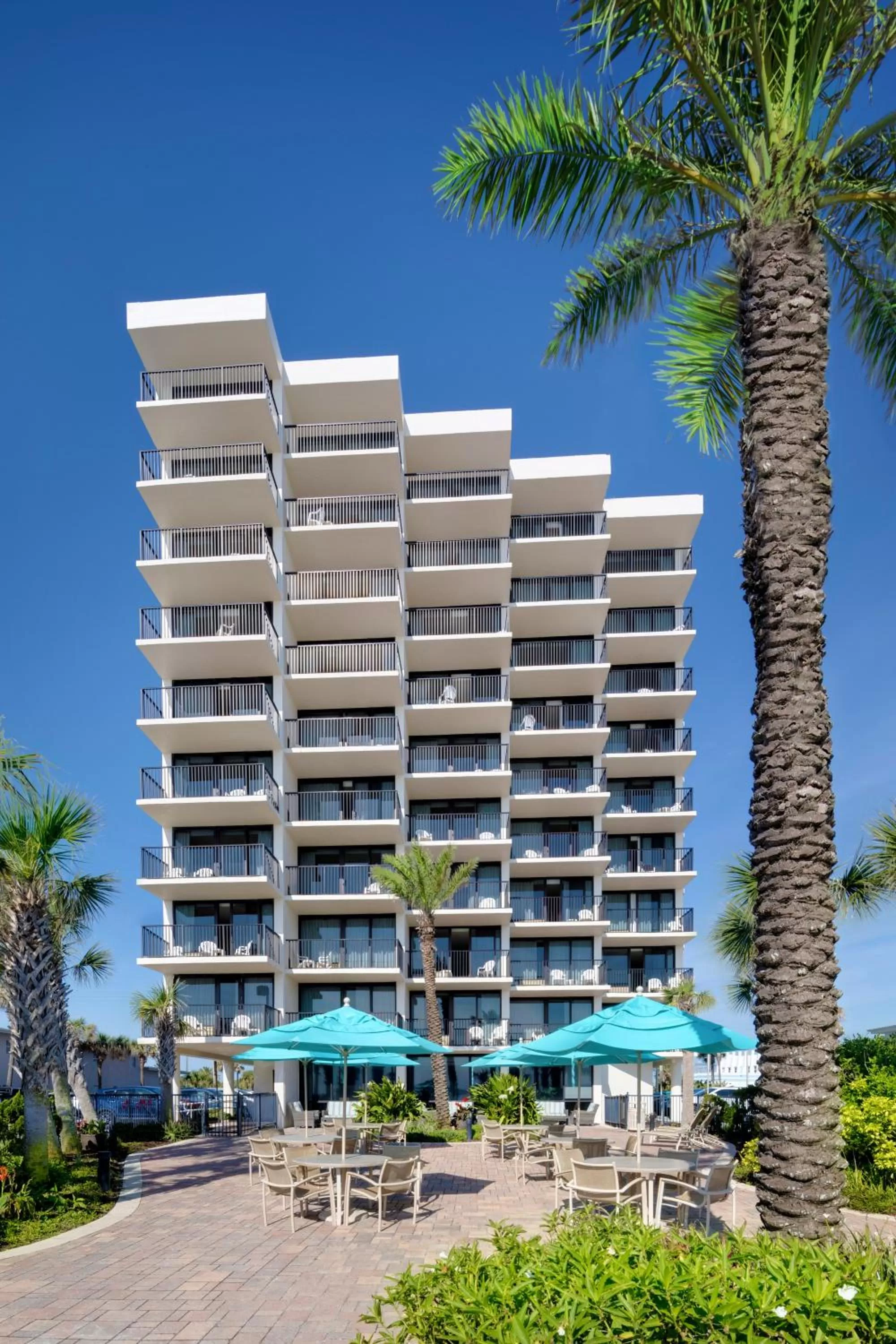 Patio in Nautilus Inn - Daytona Beach
