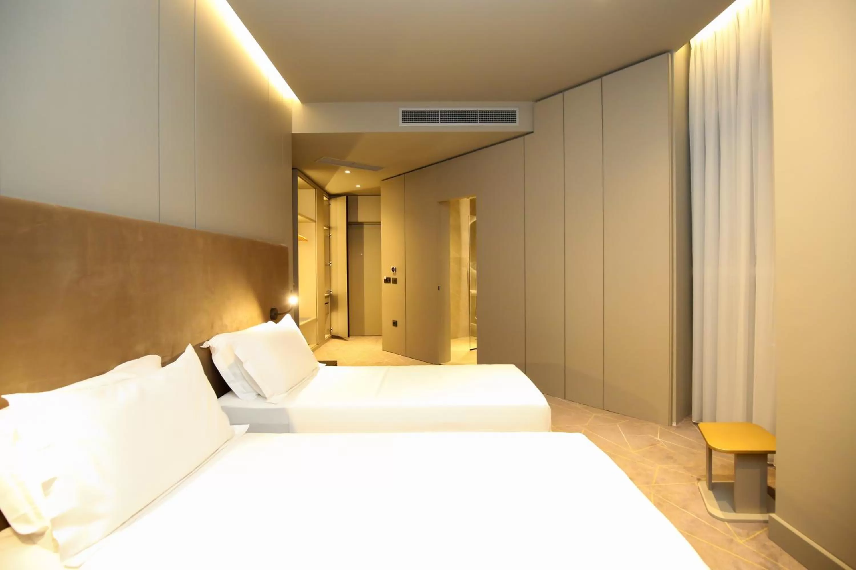 Bed in The Central View Boutique Hotel