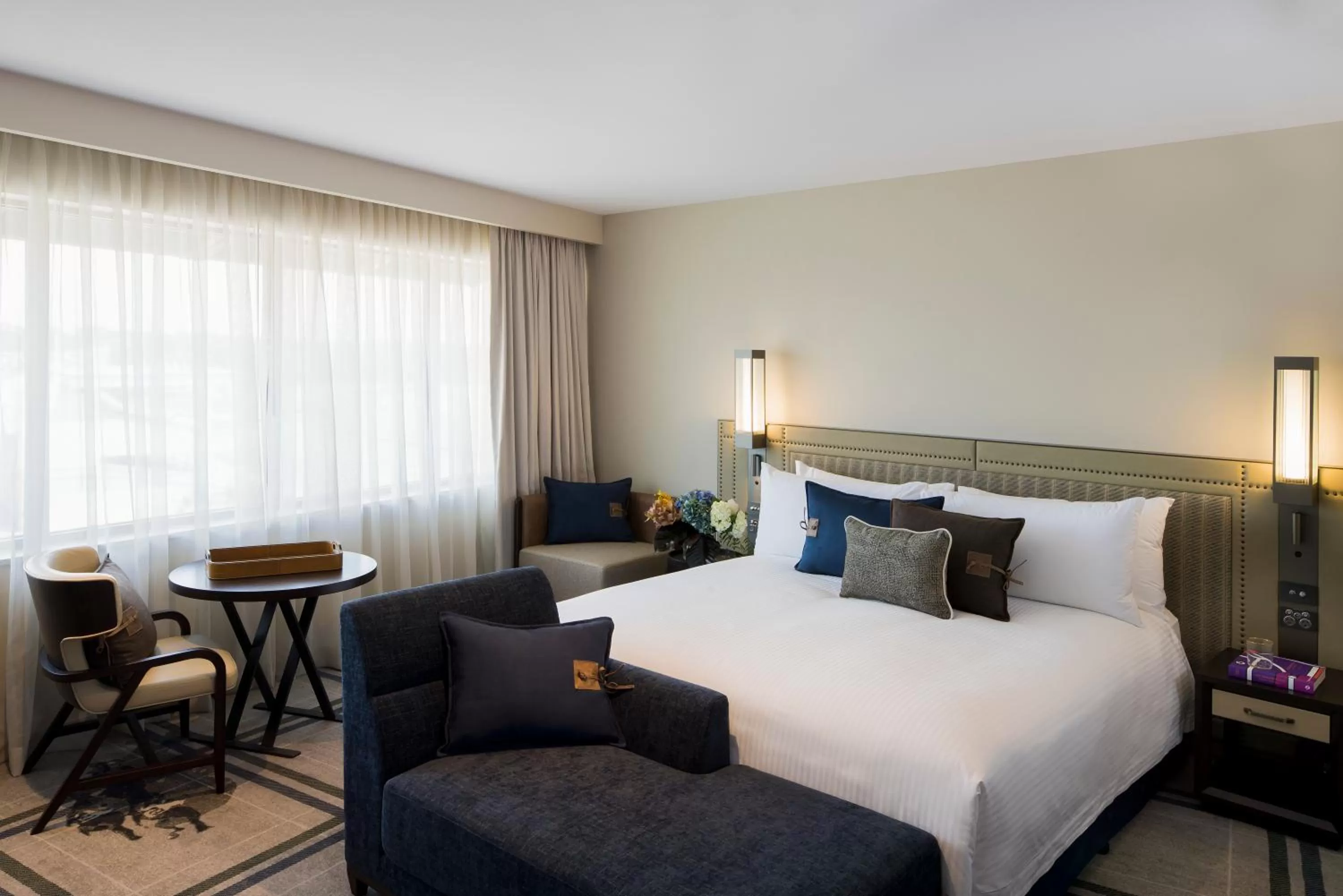 Bed in The William Inglis Mgallery