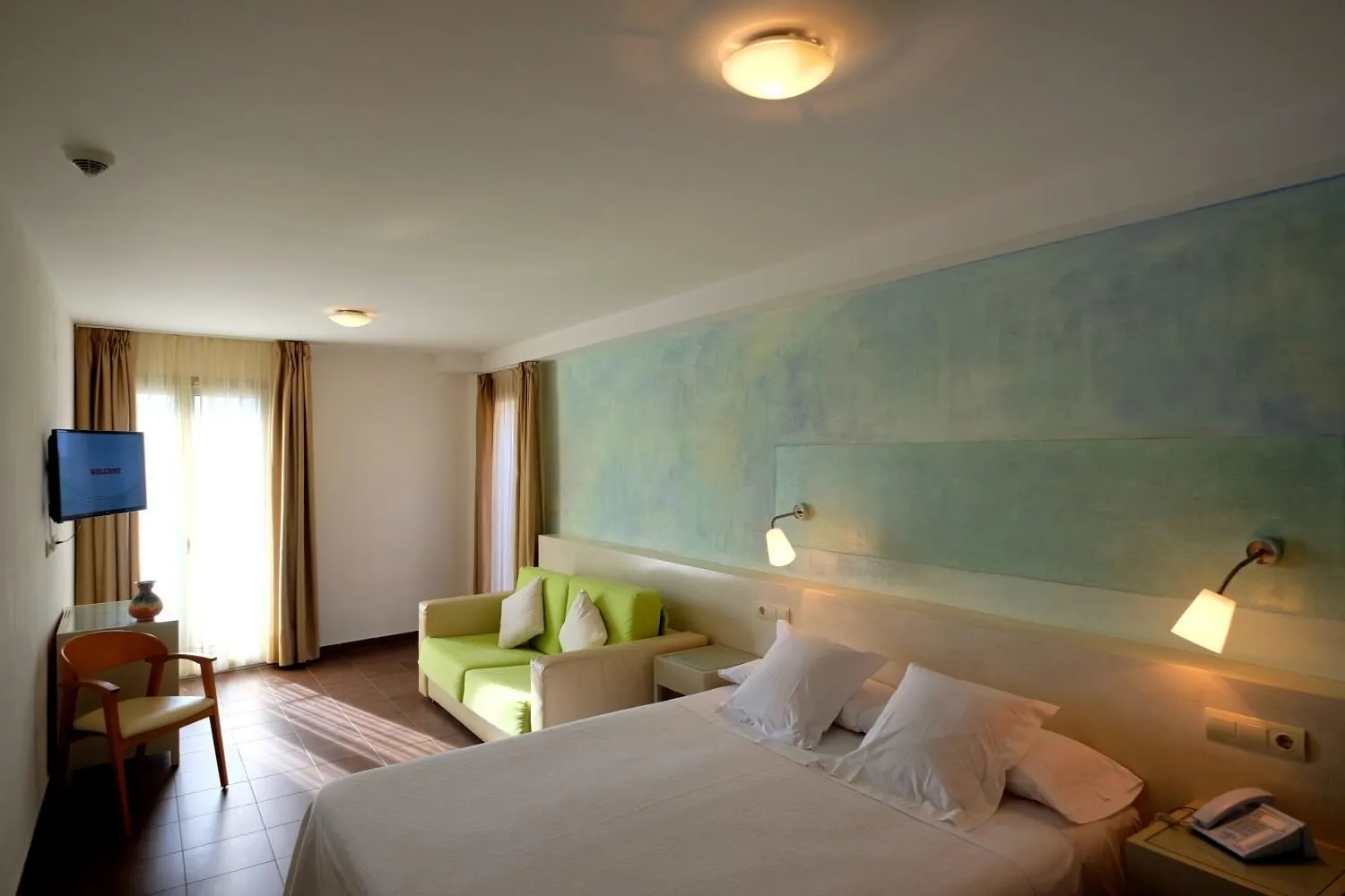 Photo of the whole room, Bed in Hotel Carmen