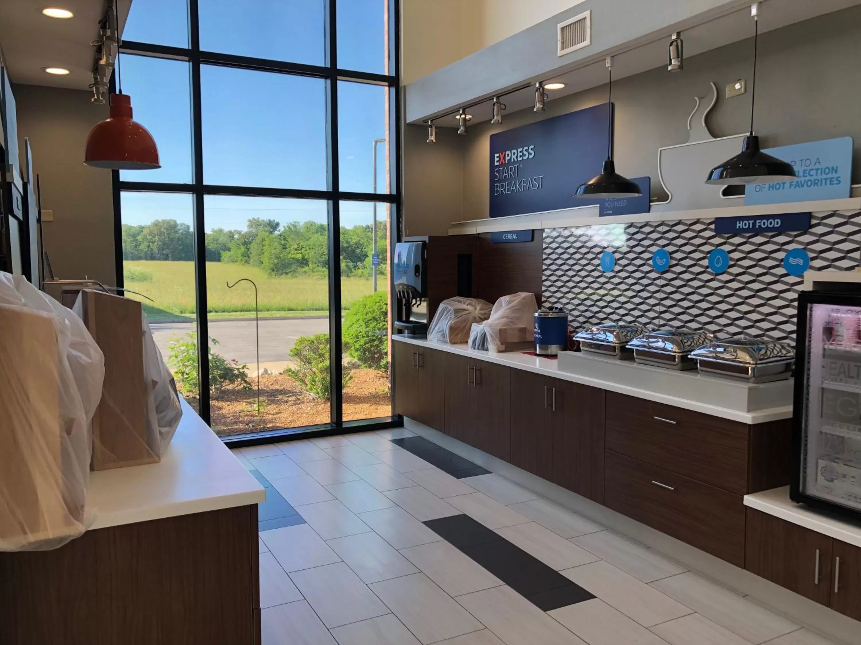 Breakfast in Holiday Inn Express Hotel & Suites Franklin by IHG