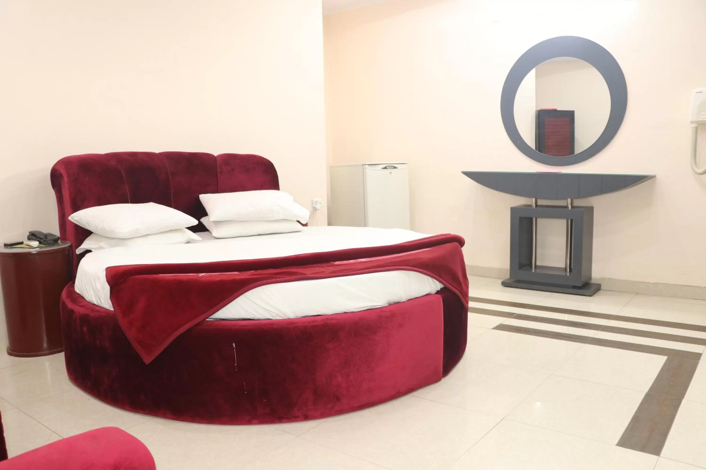 Bedroom, Bed in Hotel Grace inn