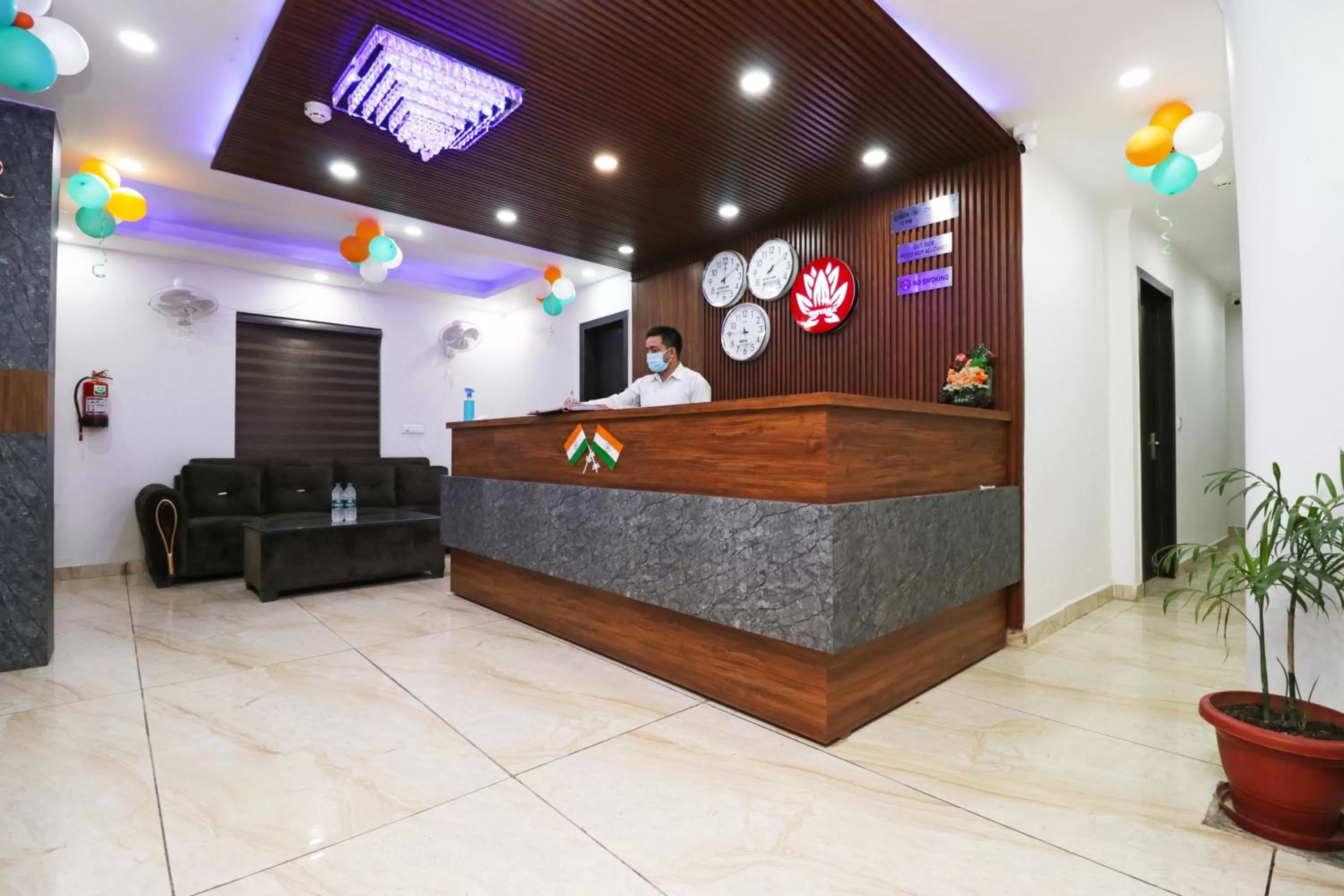 Lobby or reception in Airport Hotel Shivaka Inn