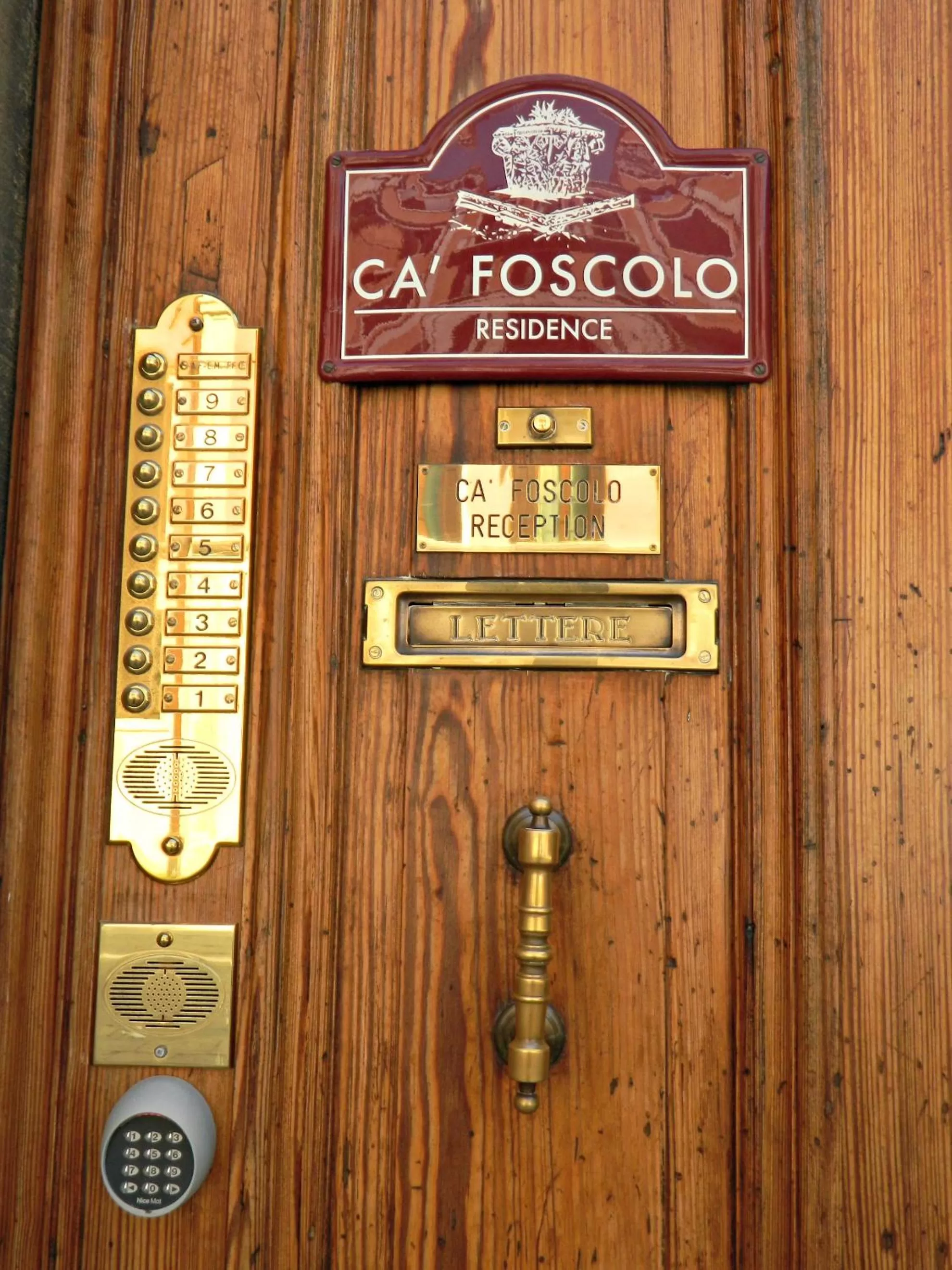 Facade/entrance in Residence Ca' Foscolo