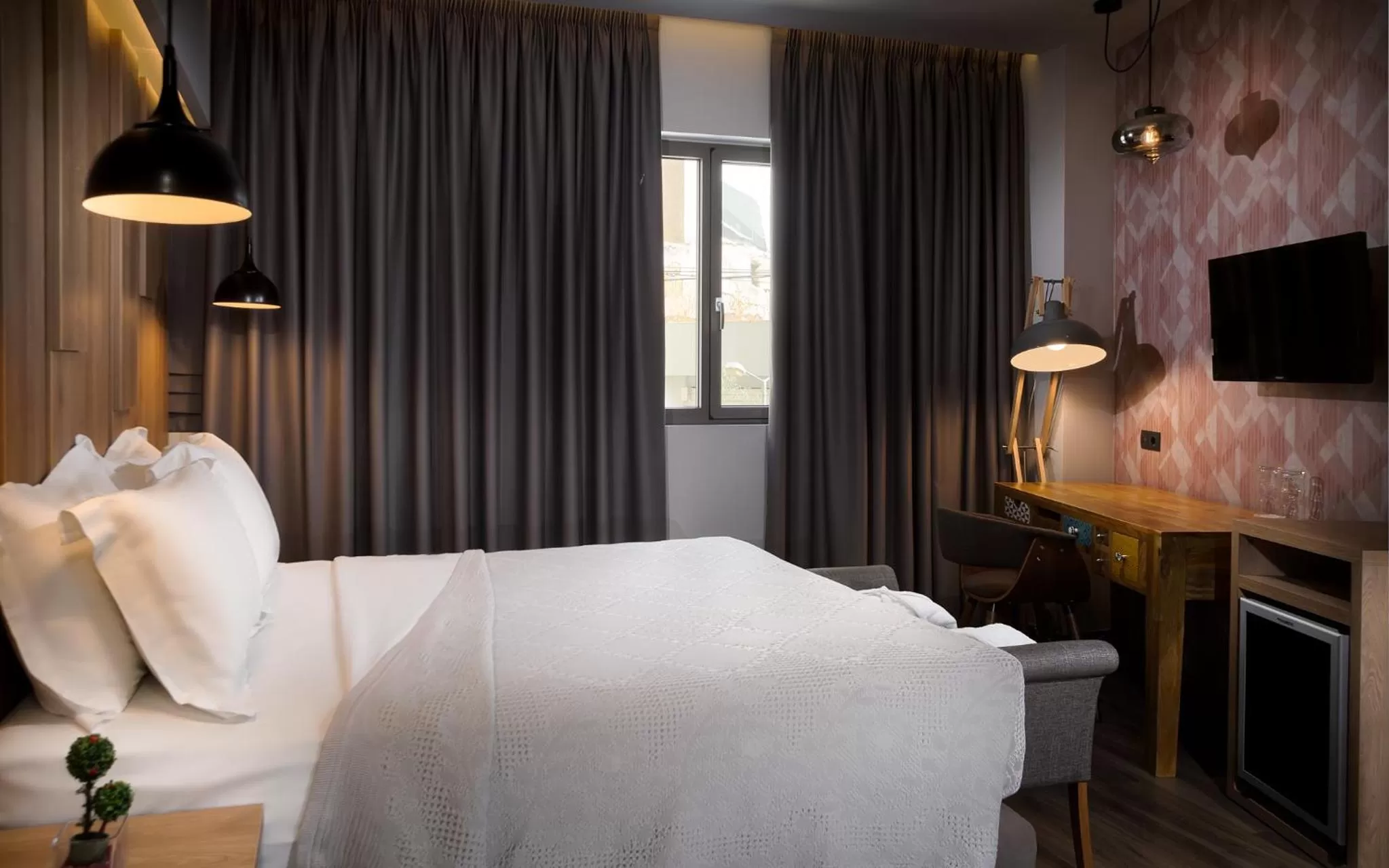 Bed in 360Degrees Pop Art Hotel