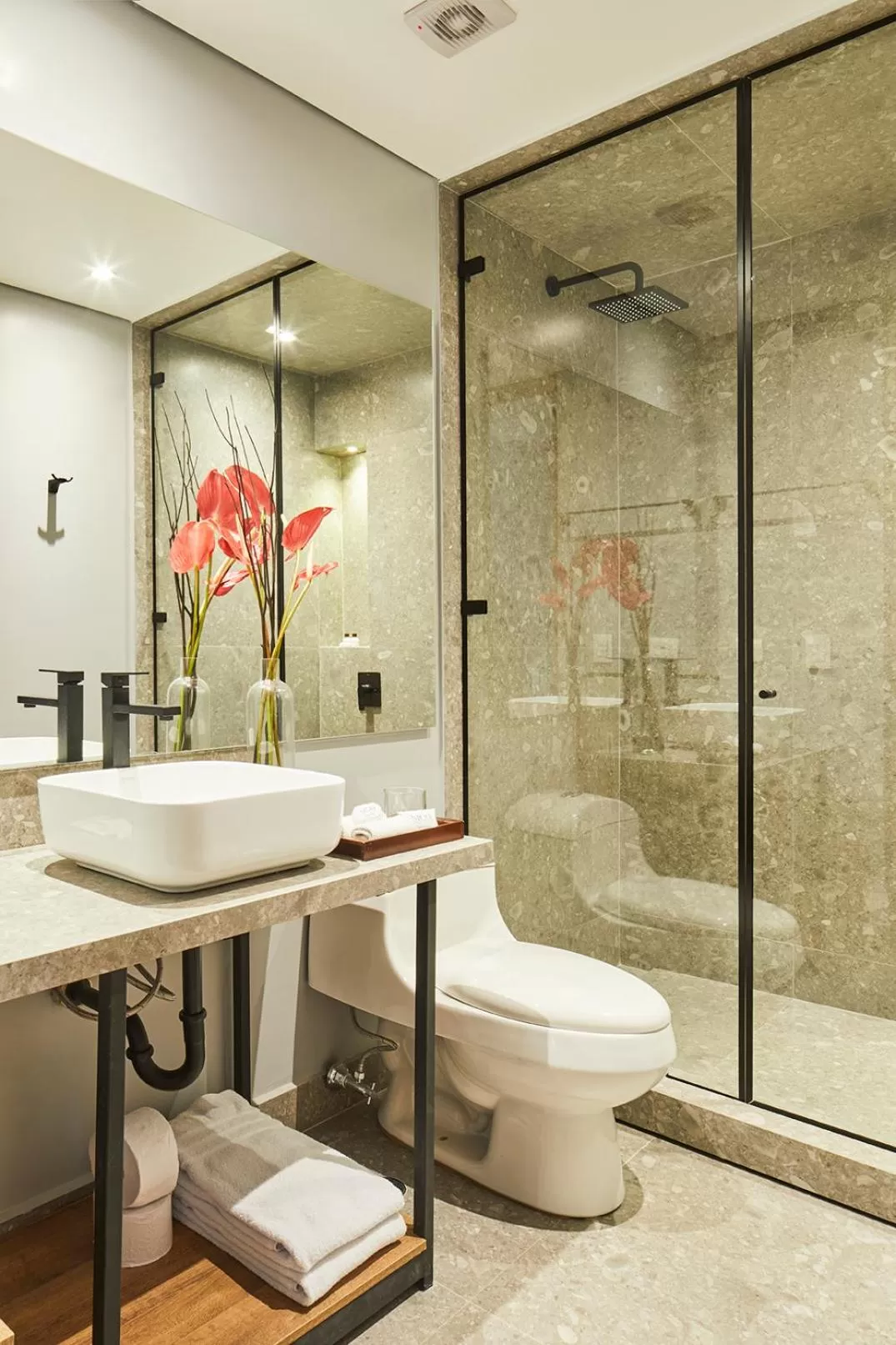 Bathroom in Nico Apartasuites