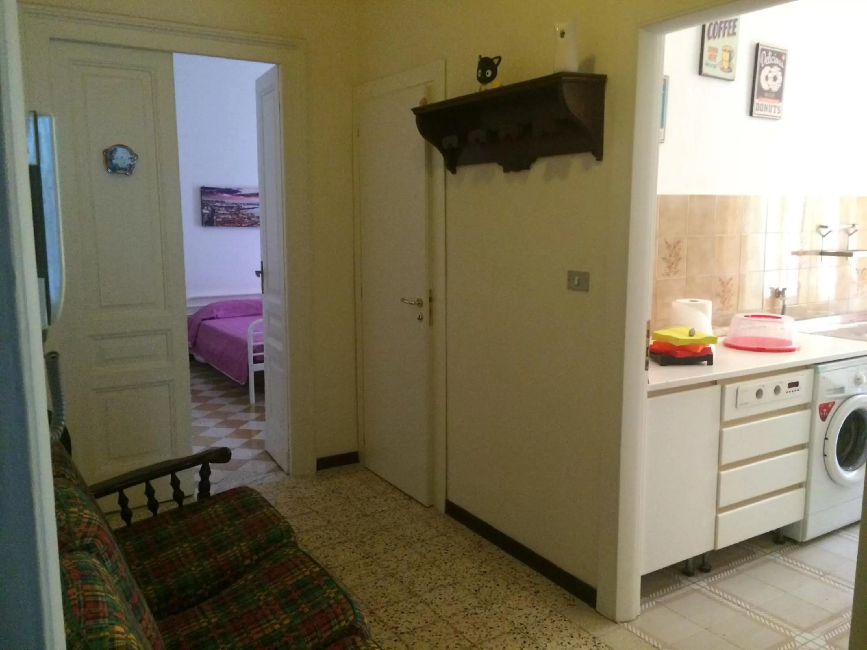 Kitchen or kitchenette, Bed in O Sarracino B&B