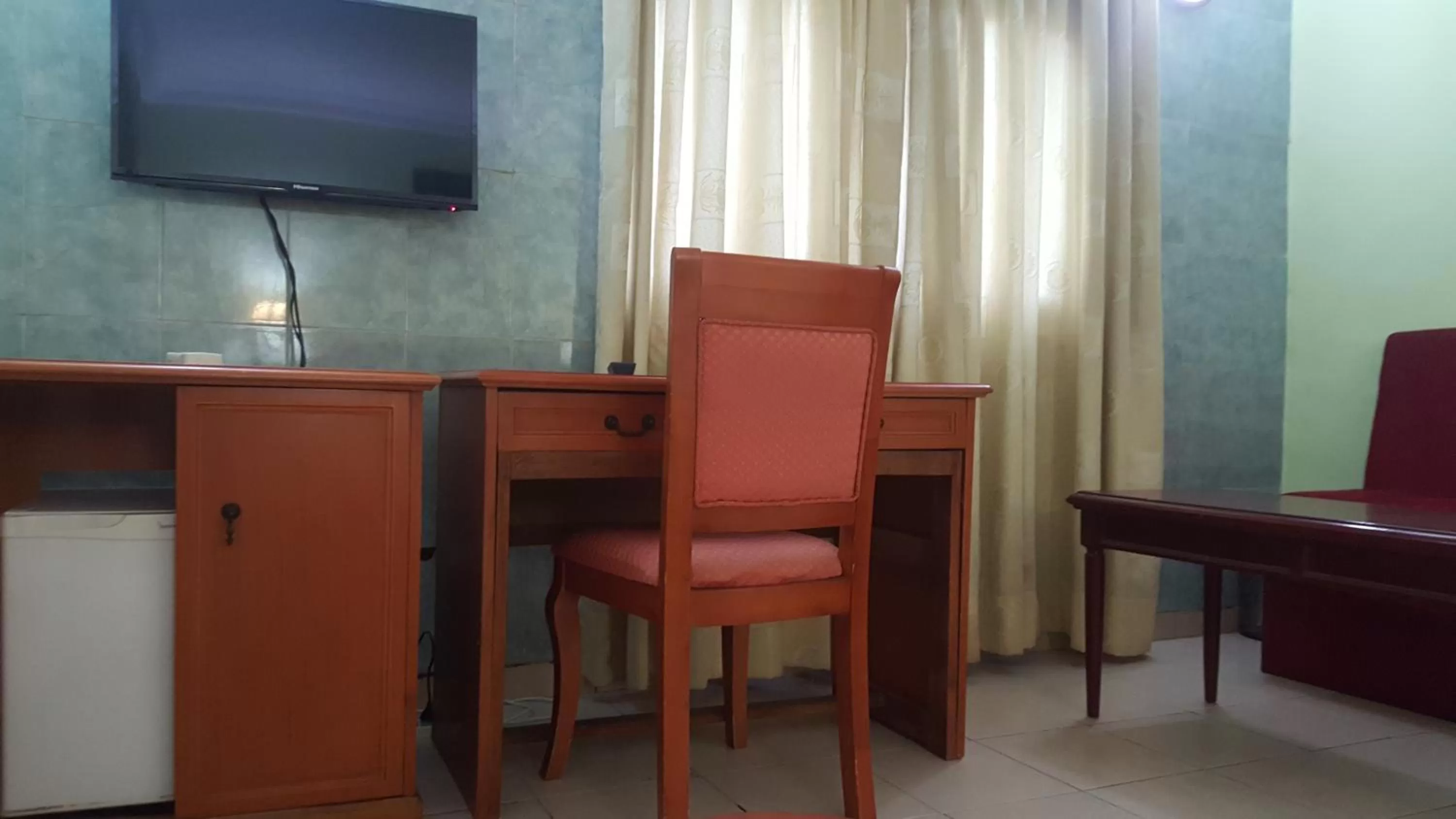 TV/Entertainment Center in Peninsula Hotel Douala