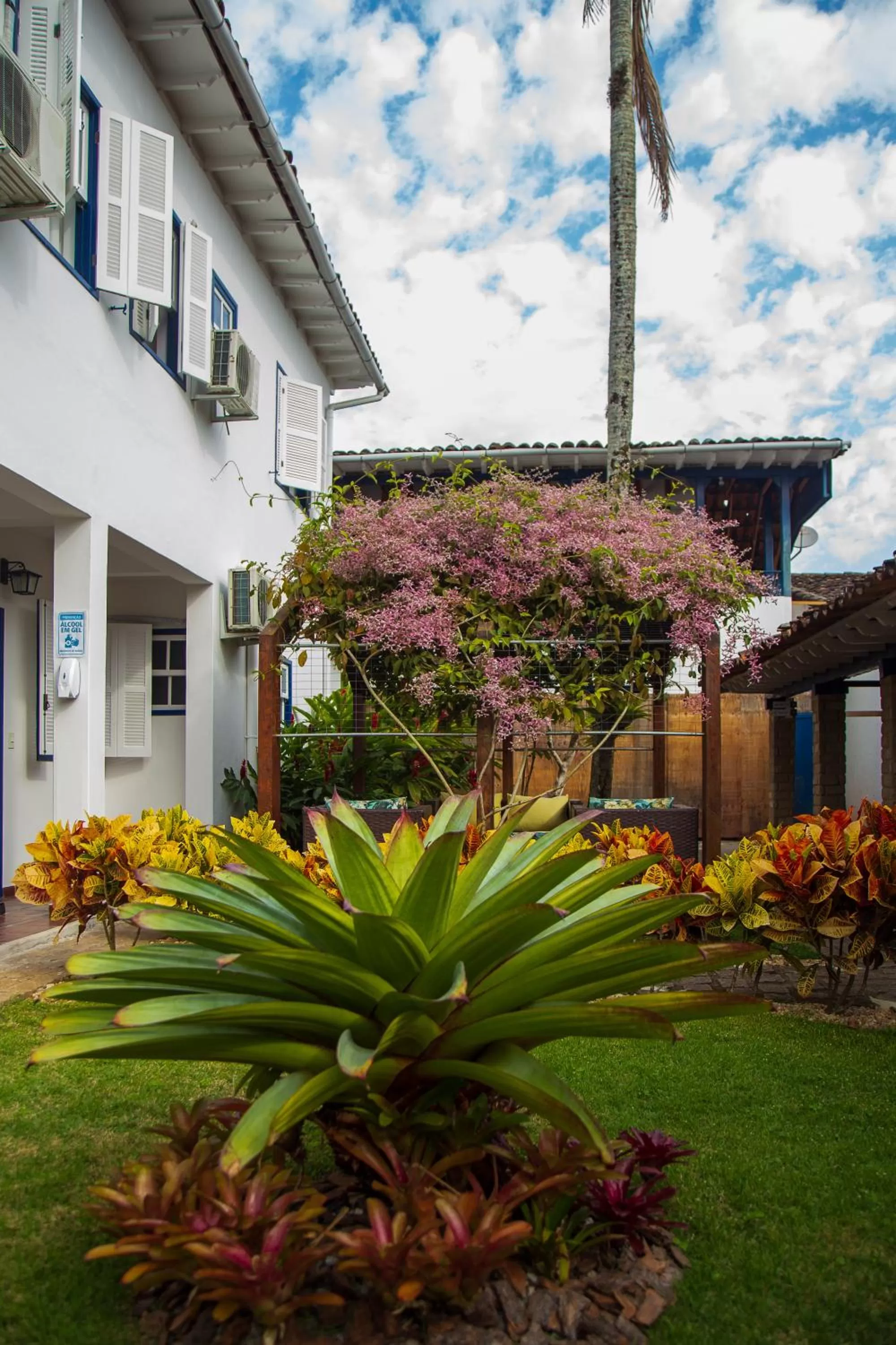 Property Building in Pousada Aconchego