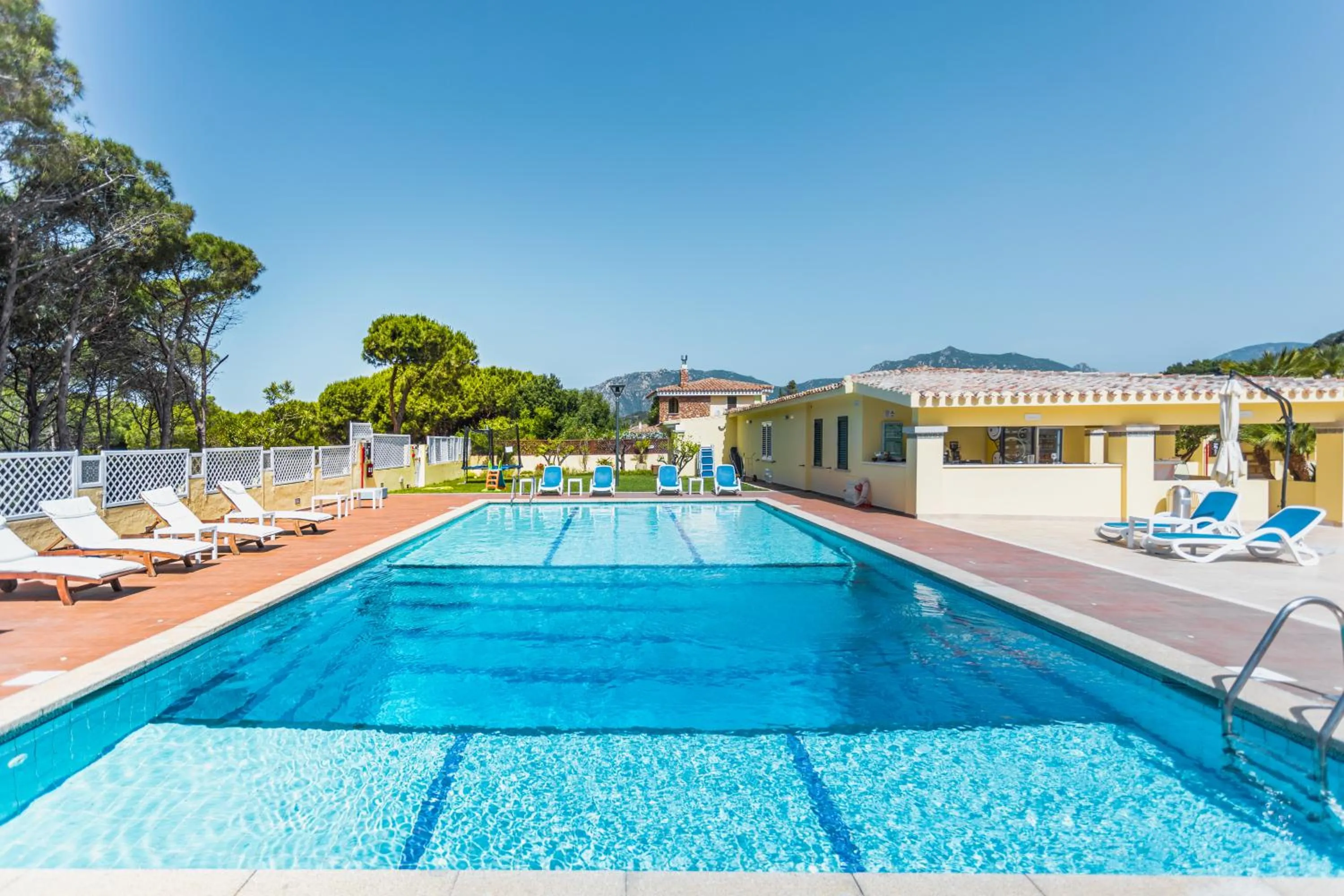 Swimming pool in Hotel Fiore Di Maggio