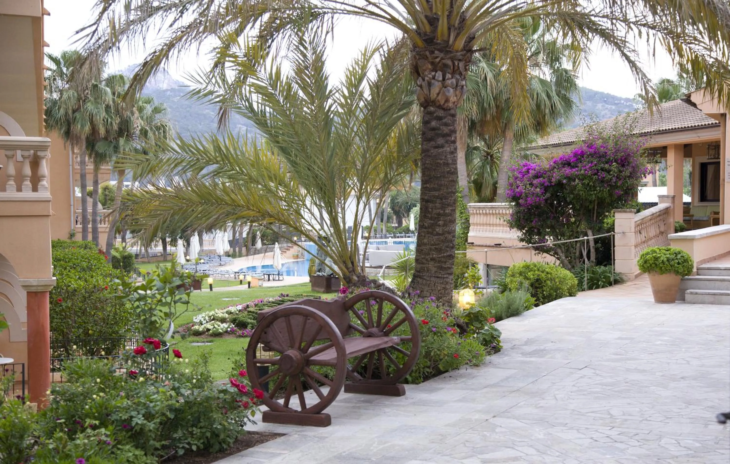 Garden in Mon Port Hotel & Spa