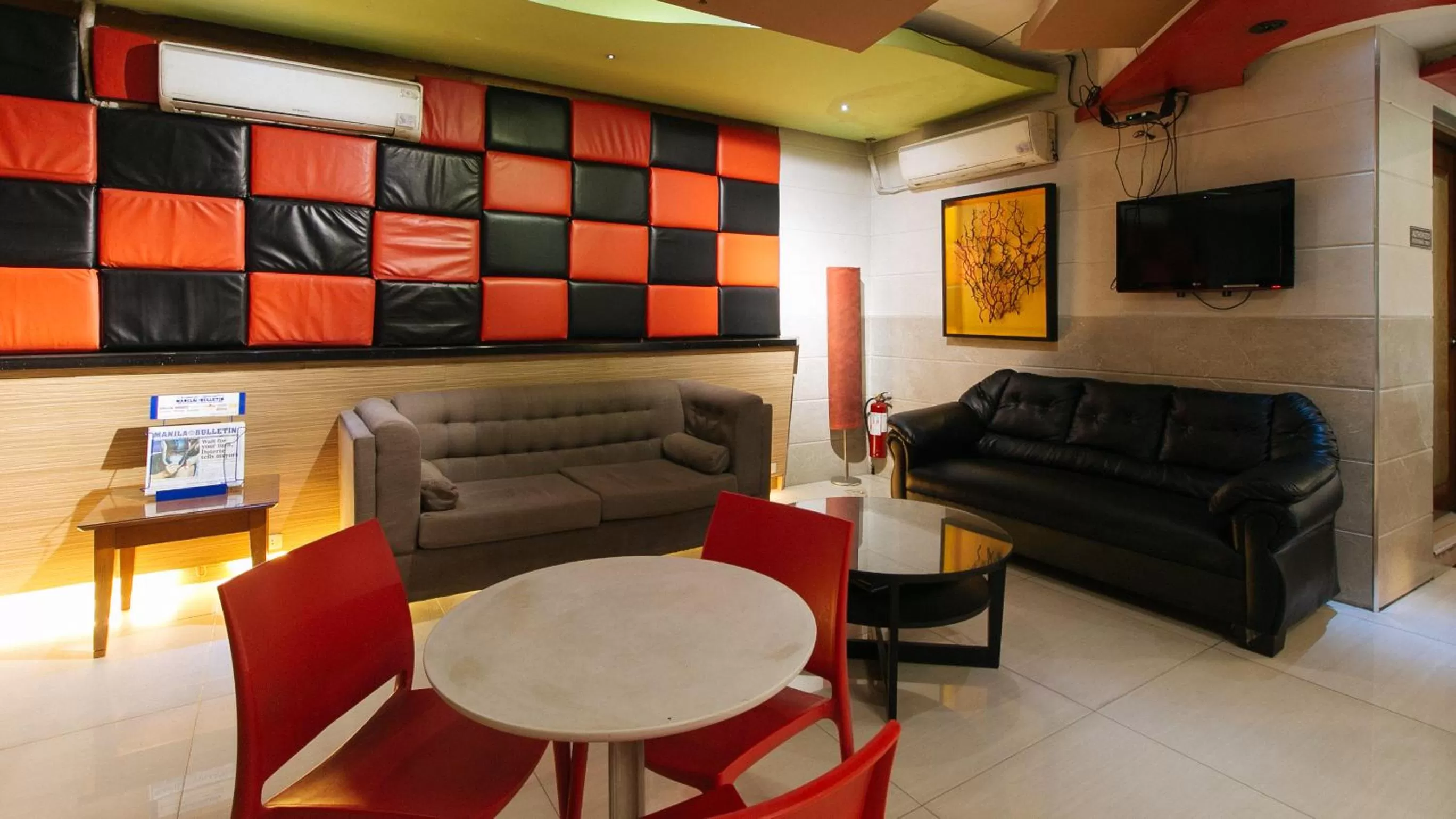 Lobby or reception in RedDoorz at Timog Avenue Quezon City