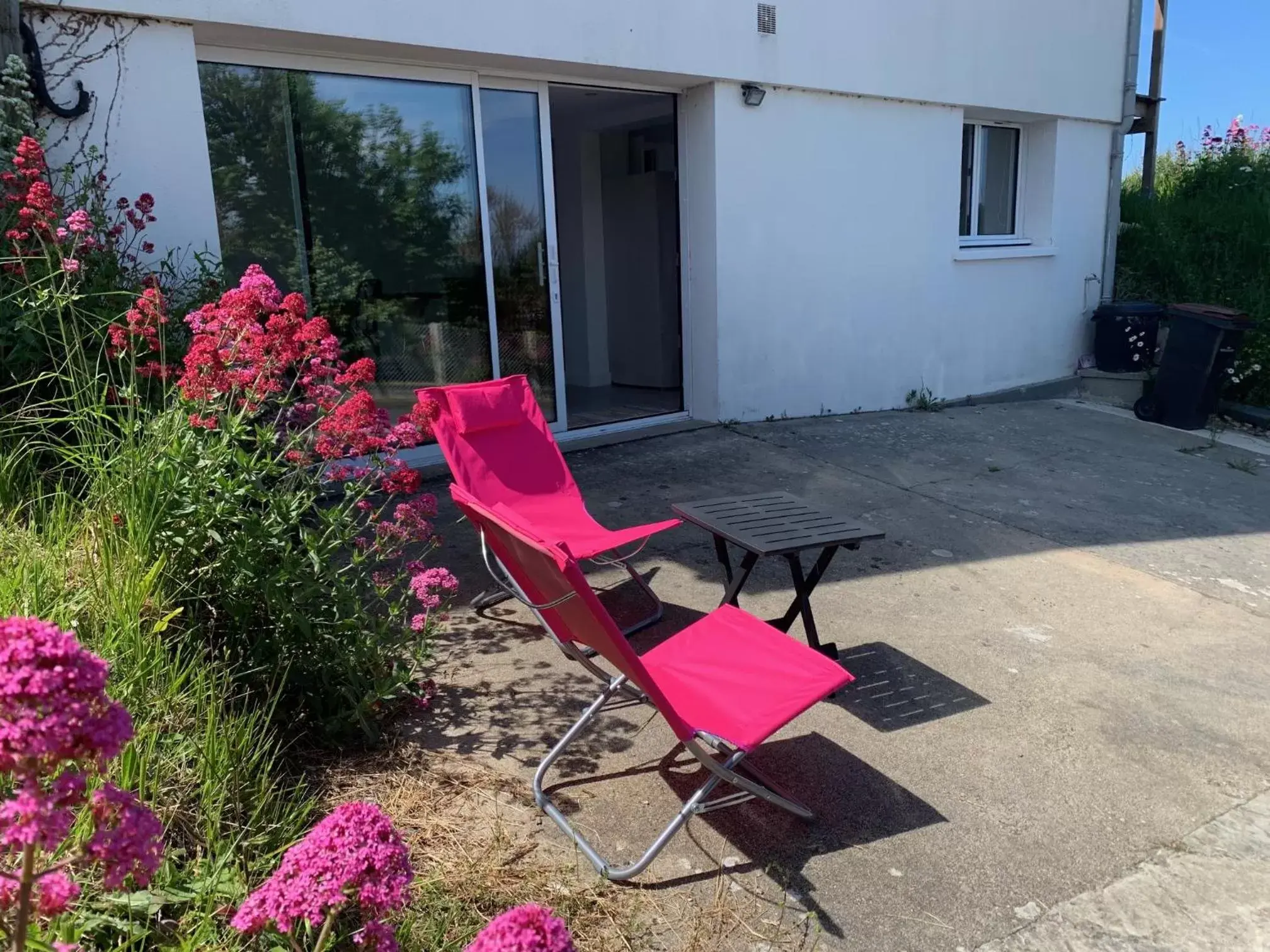 Double Room with Sea View - single occupancy in suite junior OMAHA BEACH Double Room with Sea View - single occupancy in suite junior OMAHA BEACH