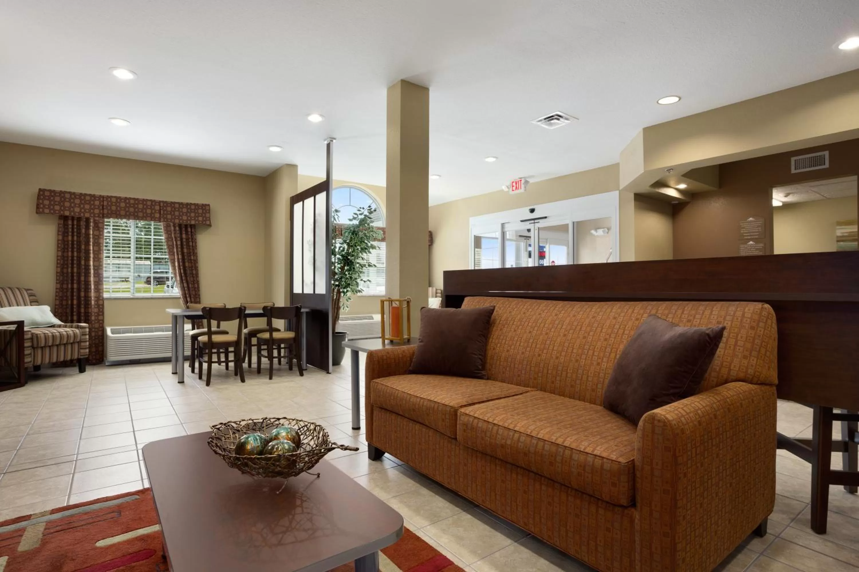 Lobby or reception in Microtel Inn and Suites Carrollton