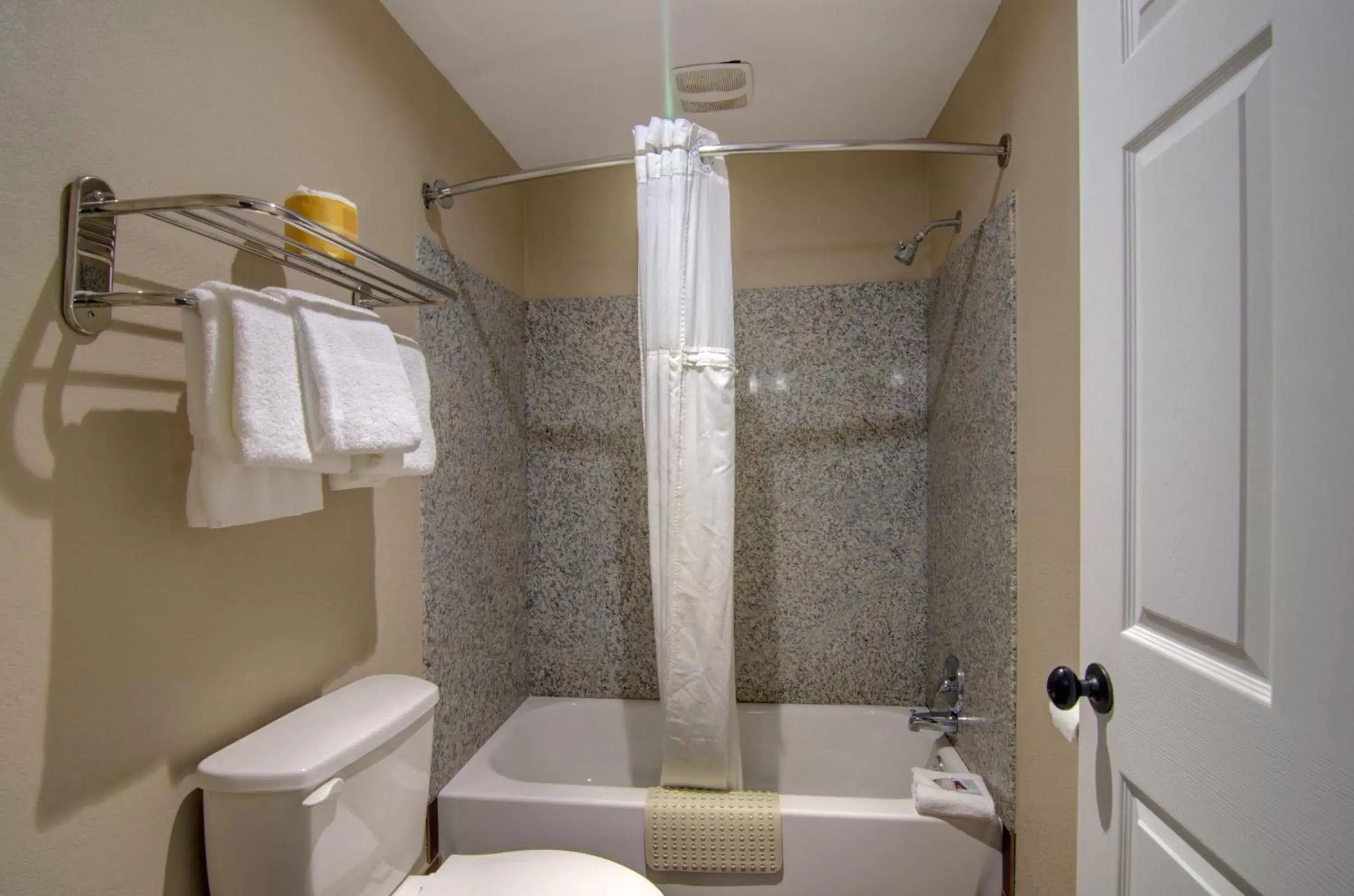 Westbridge Inn & Suites Westbridge Inn & Suites