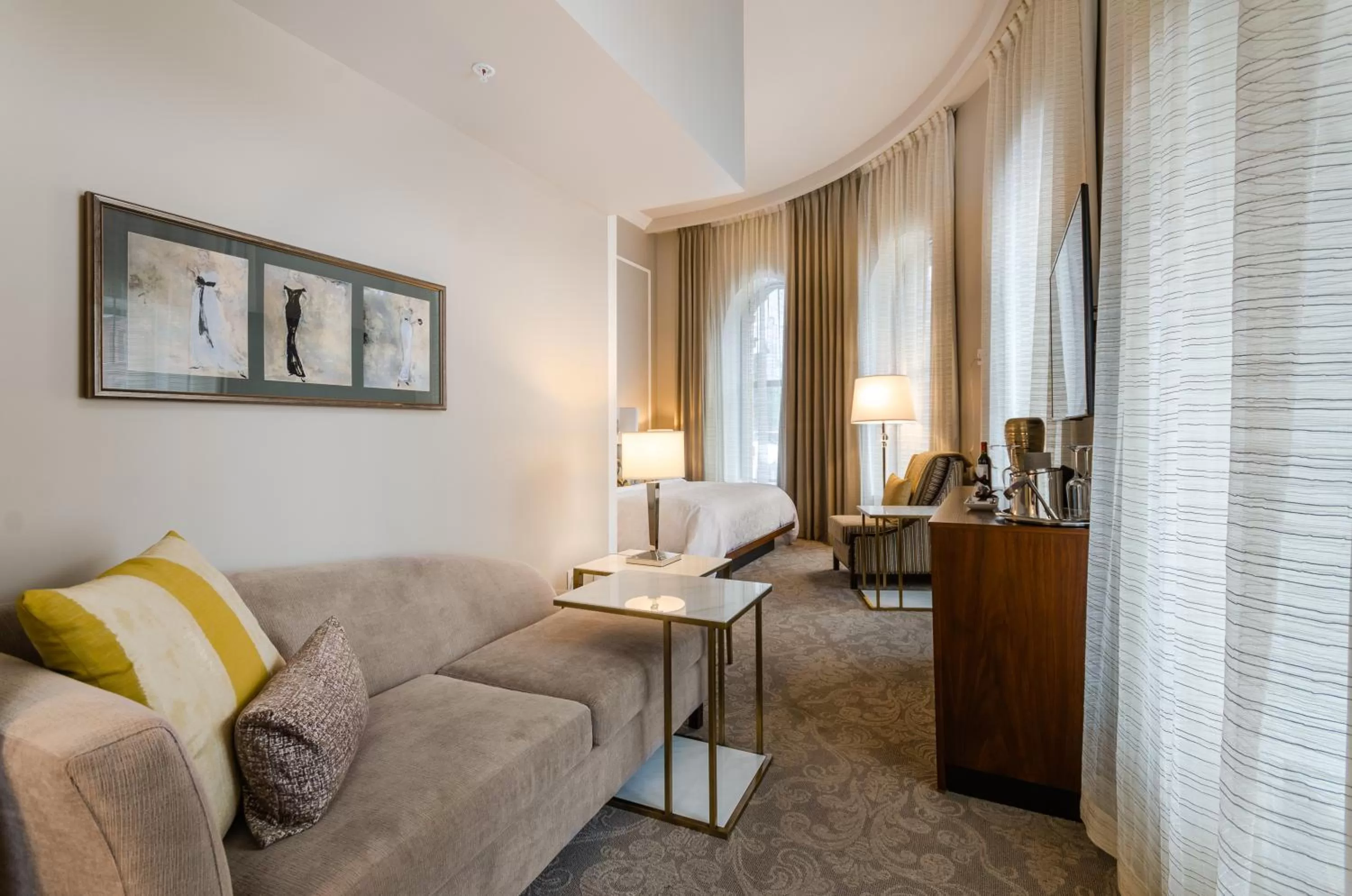 Photo of the whole room in Hôtel Birks Montréal