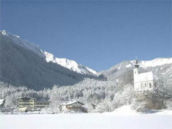 Facade/entrance in Torrenerhof