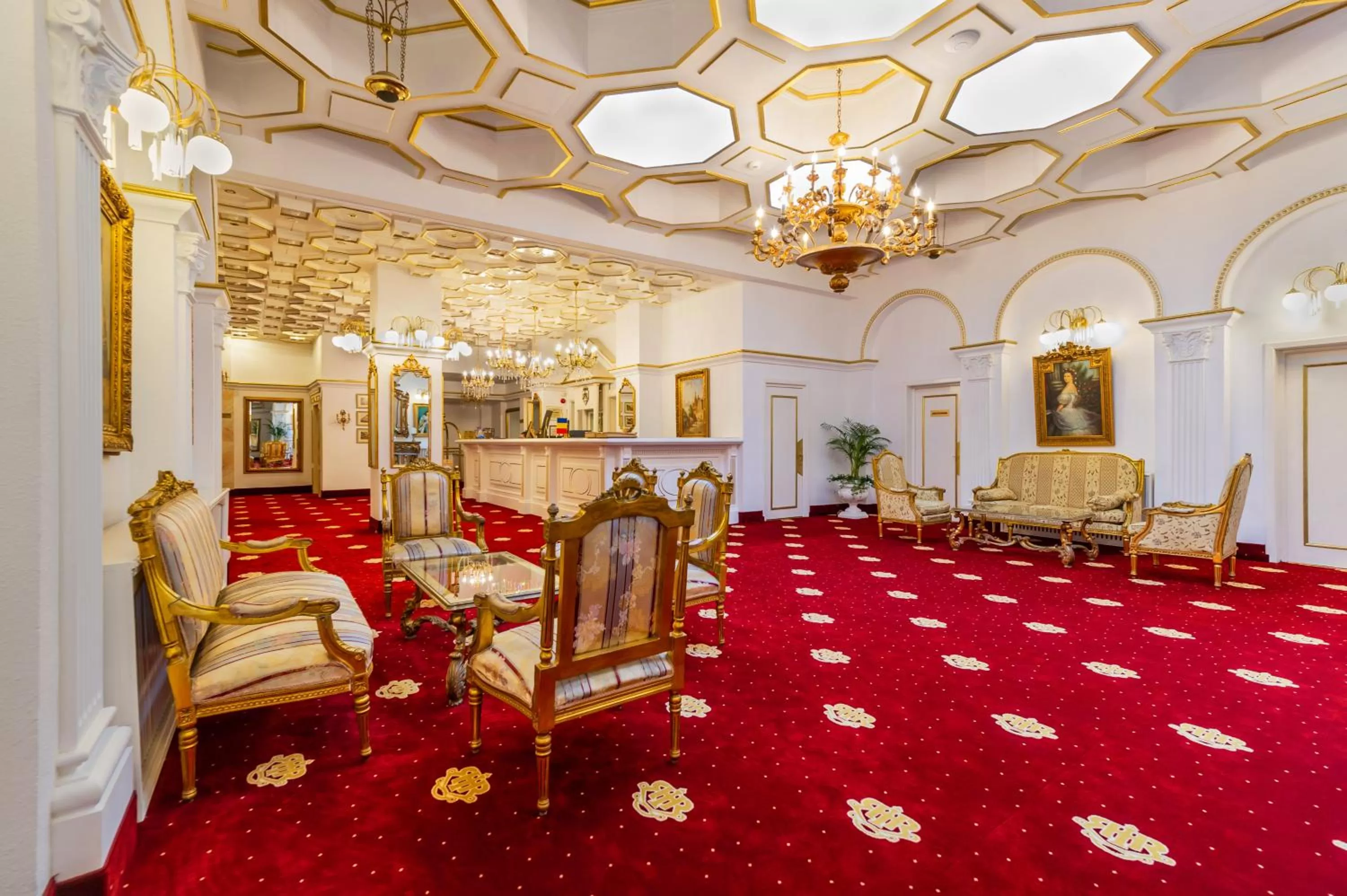 Lobby or reception in Hotel Imparatul Romanilor Hotel & SPA