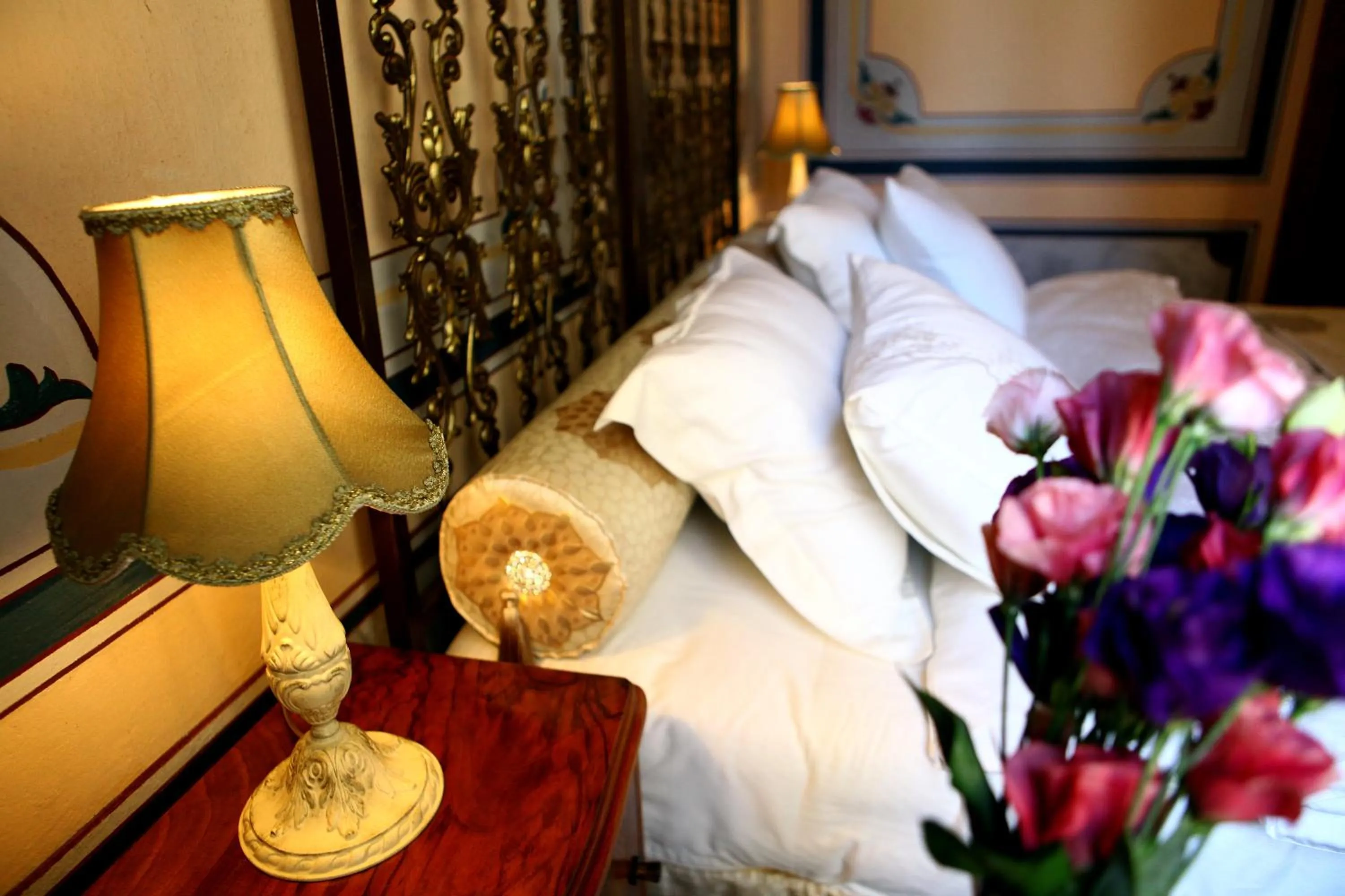 Decorative detail, Bed in Sarnıç Butik Otel