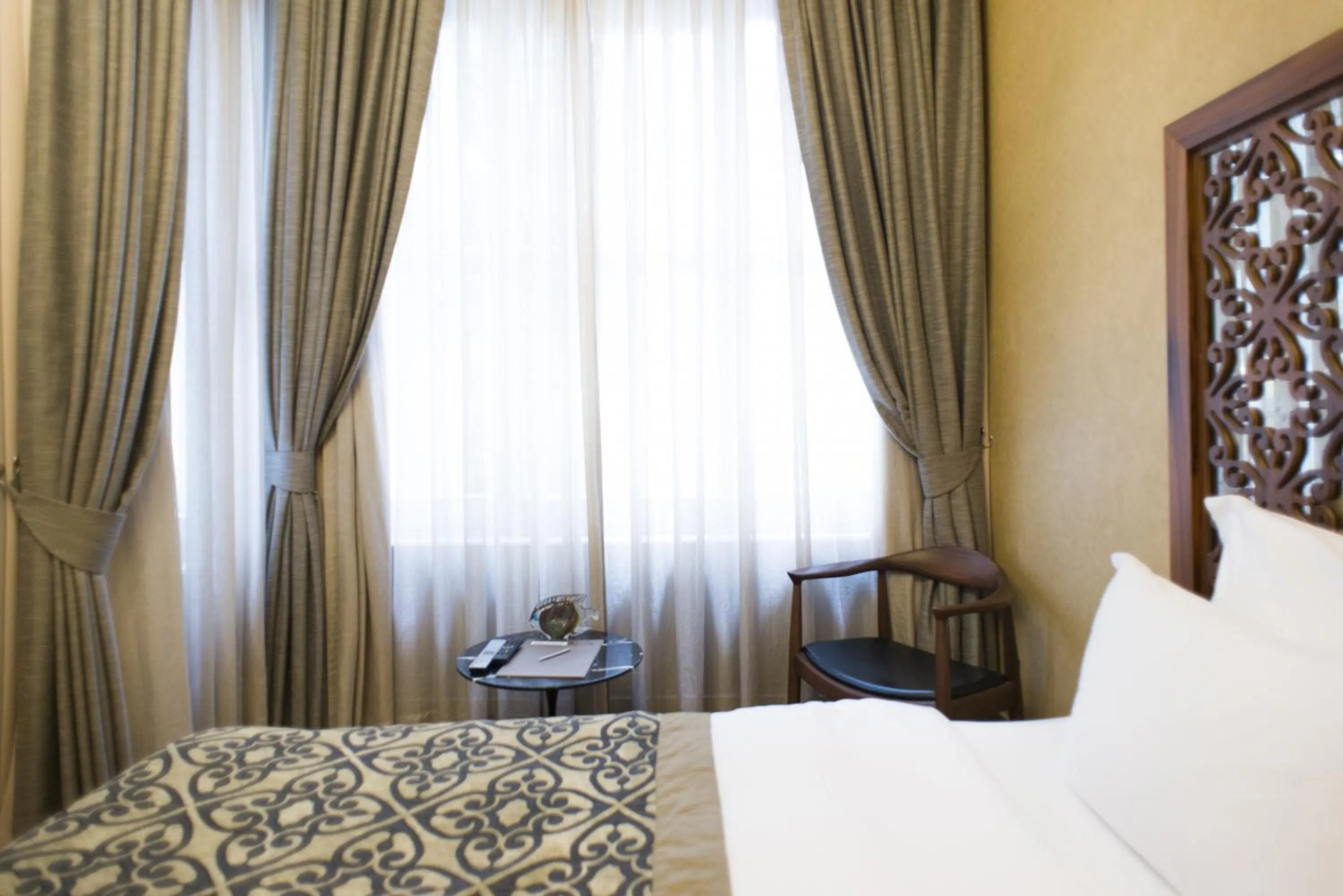 Photo of the whole room, Bed in Taksim Prelude Hotel