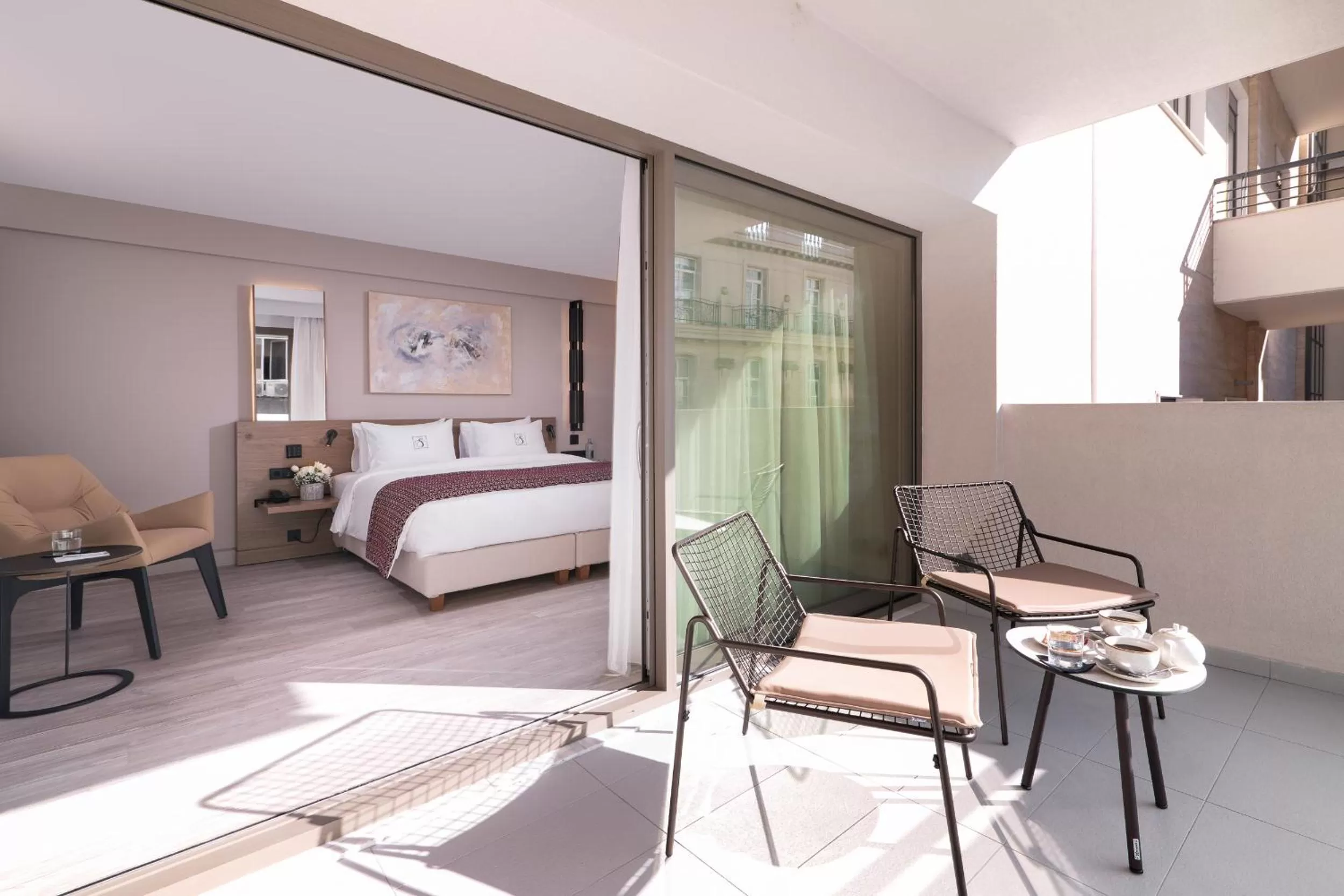 Balcony/Terrace, Bed in S Hotel Boutique Thessaloniki