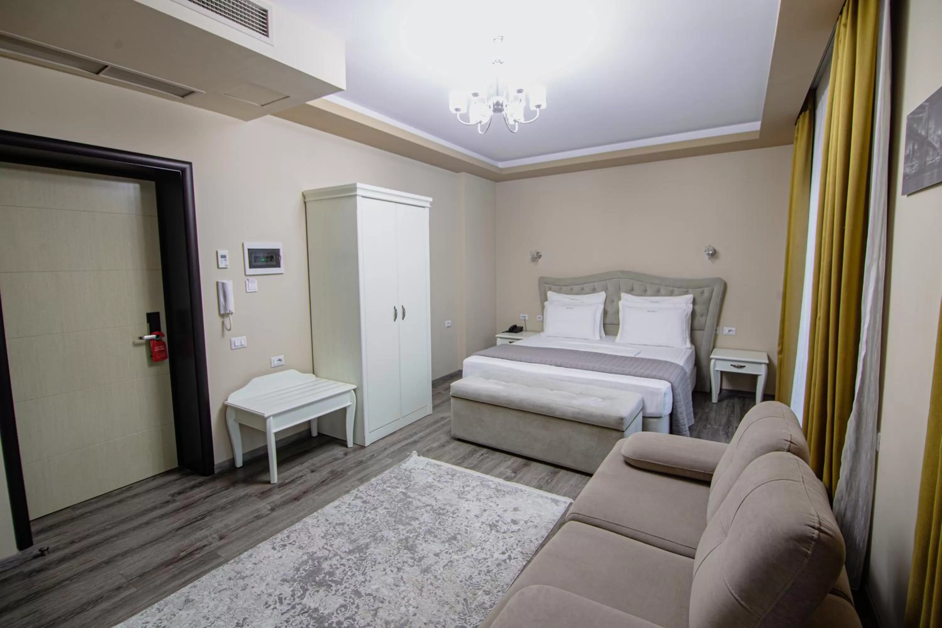 Bed in Christi's Hotel Borova