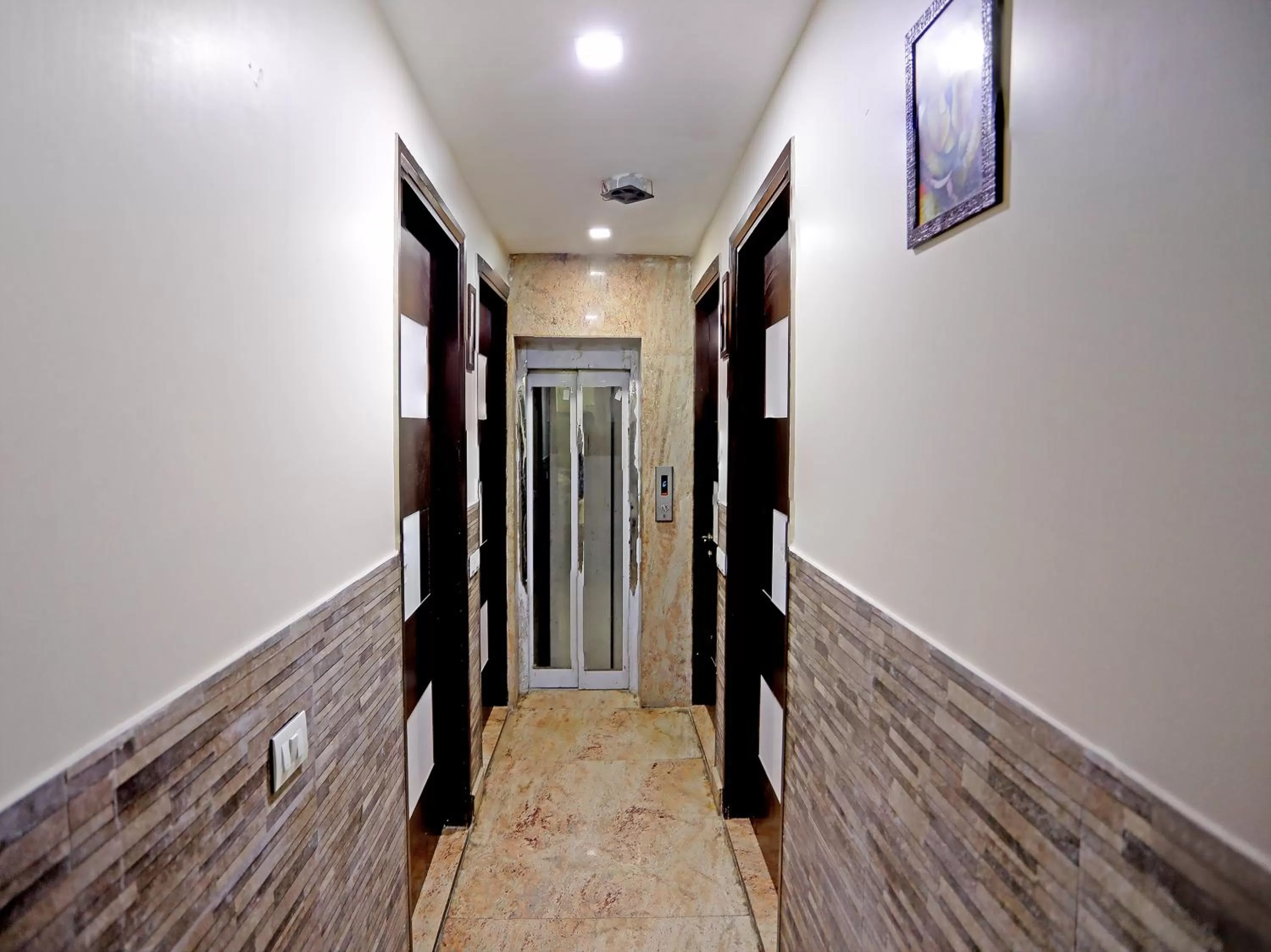 Floor plan in Hotel Tashkent Palace - Walk in from New Delhi Station & Metro Station