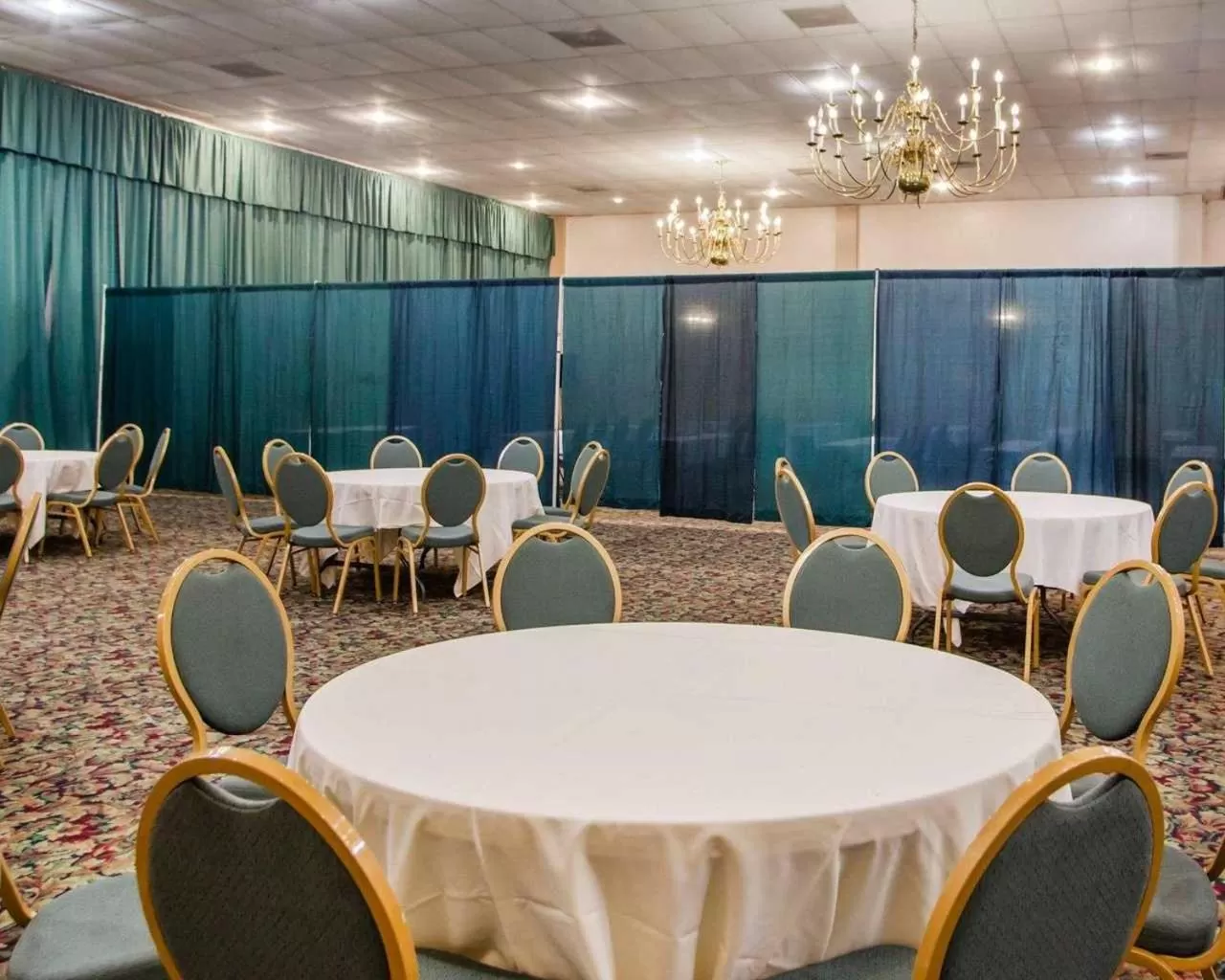 Meeting/conference room in Parkview Inn and Conference Center