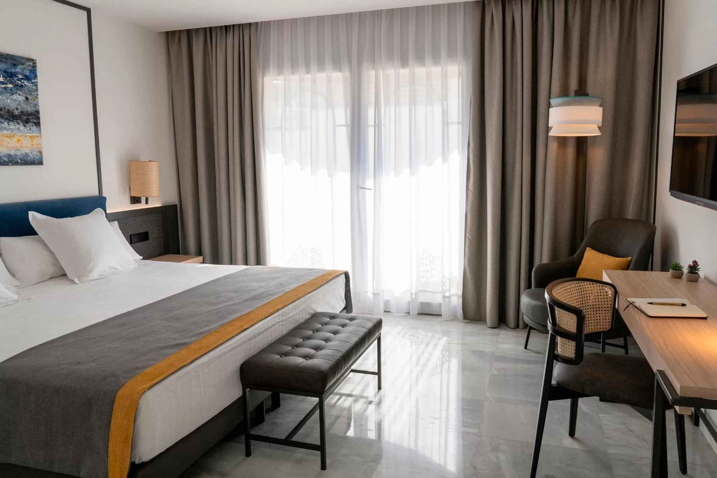 Bedroom, Bed in URH Sitges Playa