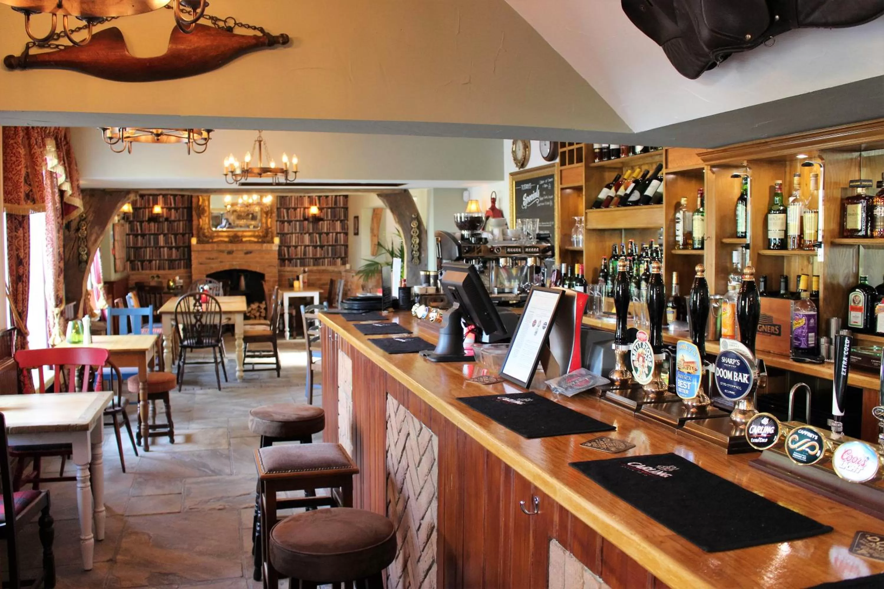 Restaurant/places to eat in The Coach and Horses
