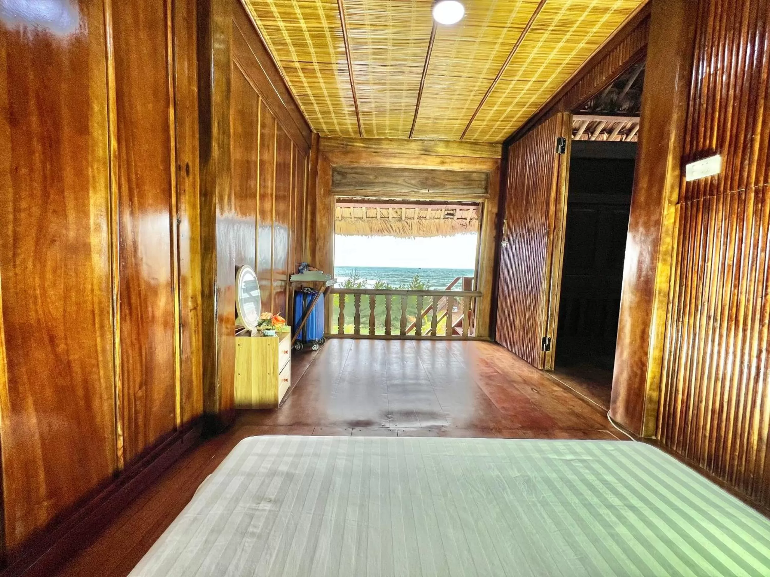 Hoa Loi resort, Song Cau-Phu Yen