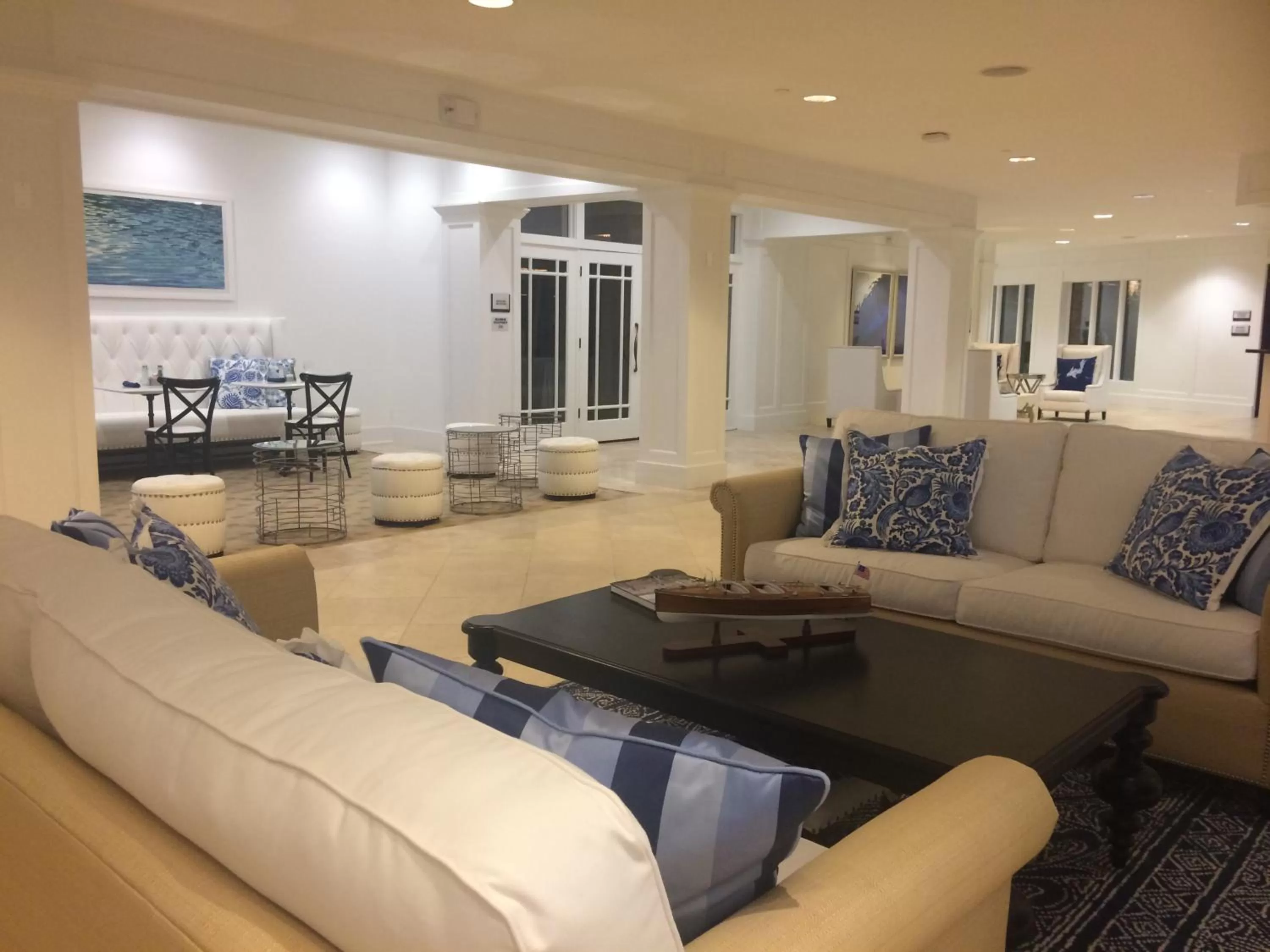 Living room in ICONA Avalon