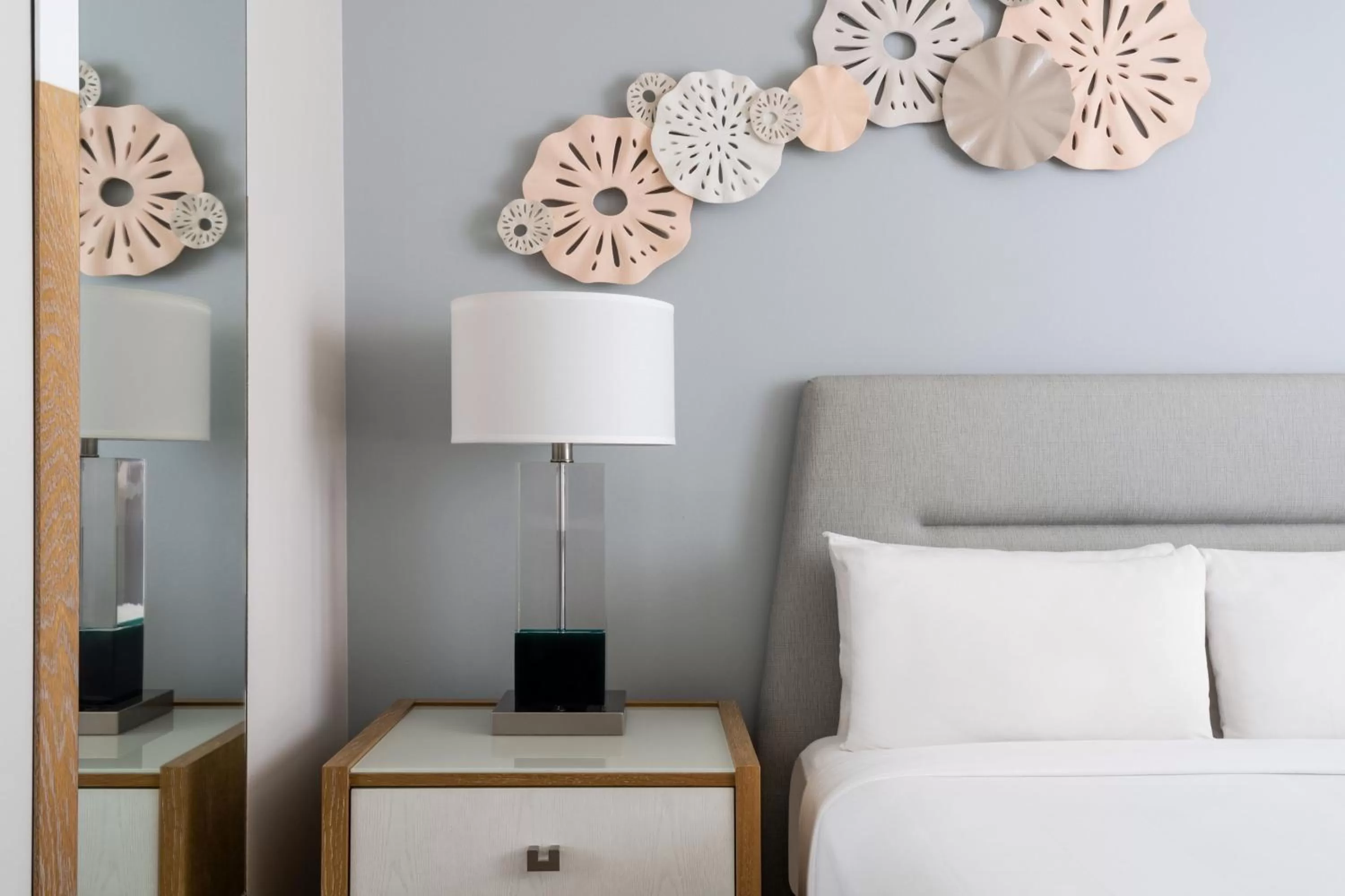 Bedroom, Bed in Waikiki Beach Marriott Resort & Spa