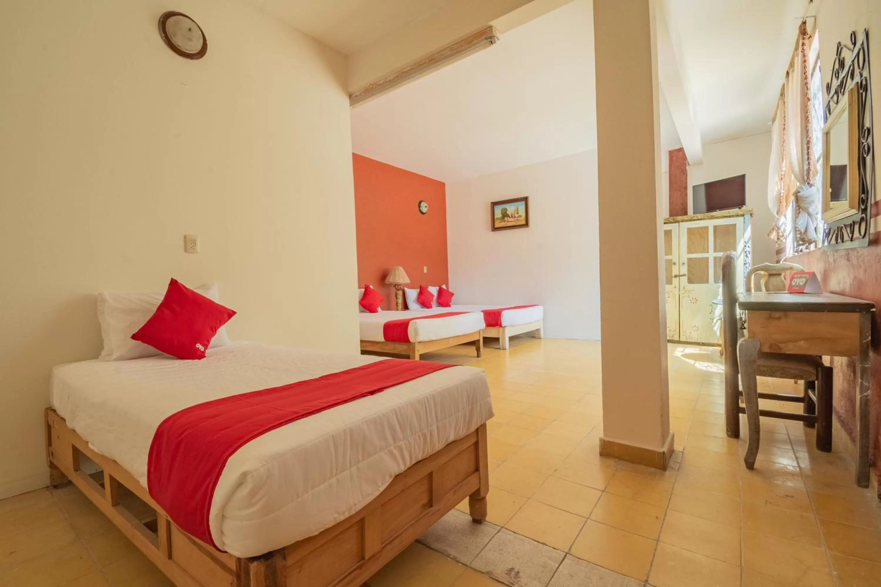 Bedroom in OYO Hotel Meson de la Concepcion