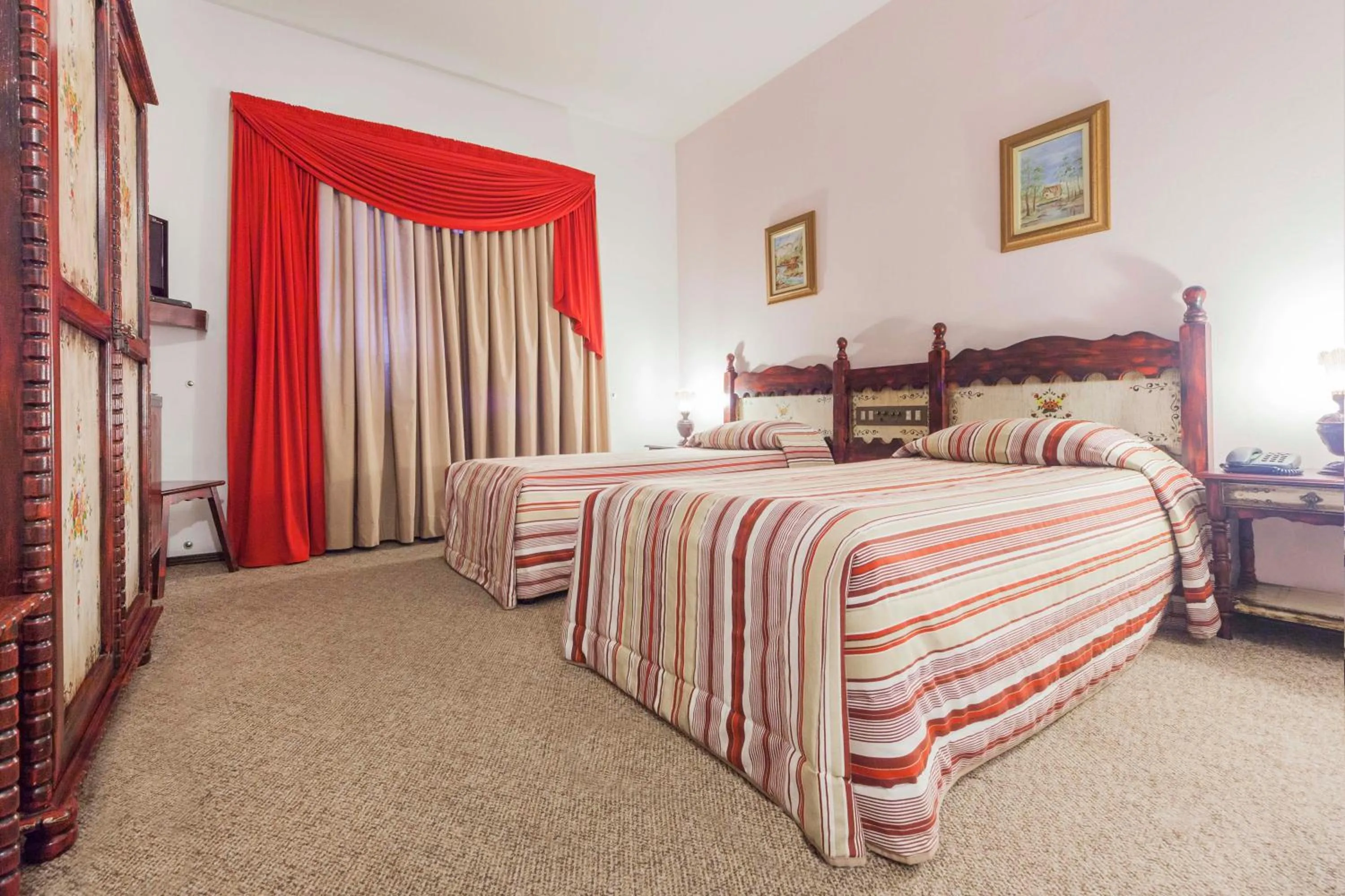 Bedroom, Bed in Hotel Tannenhof